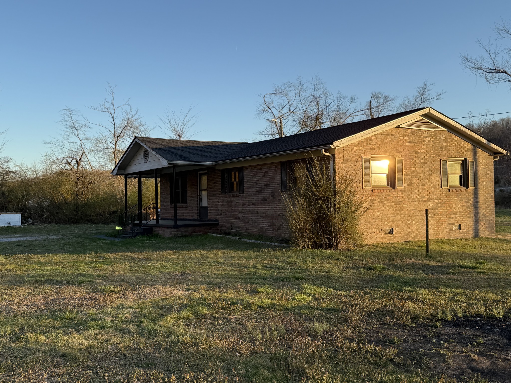5731 Beech Creek Rd Property Photo 2