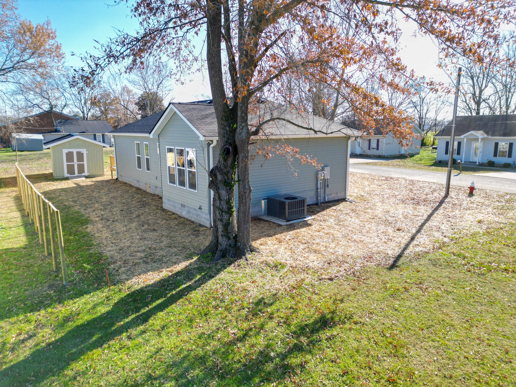 417 21st Ave, W Property Photo 5
