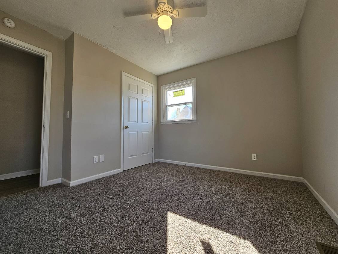 103 Candy Dr Property Photo 16