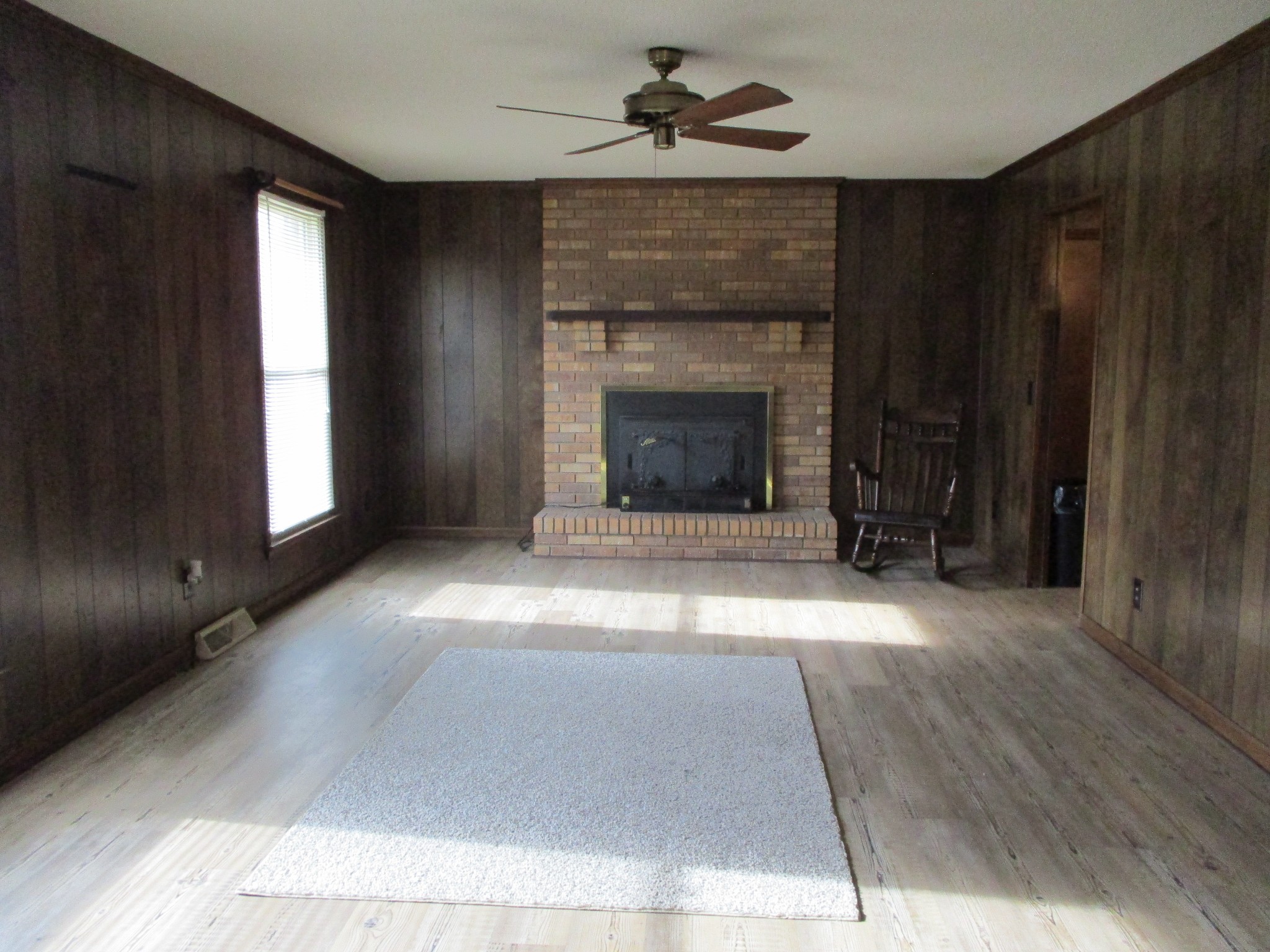 1605 Smith Dr Property Photo 5