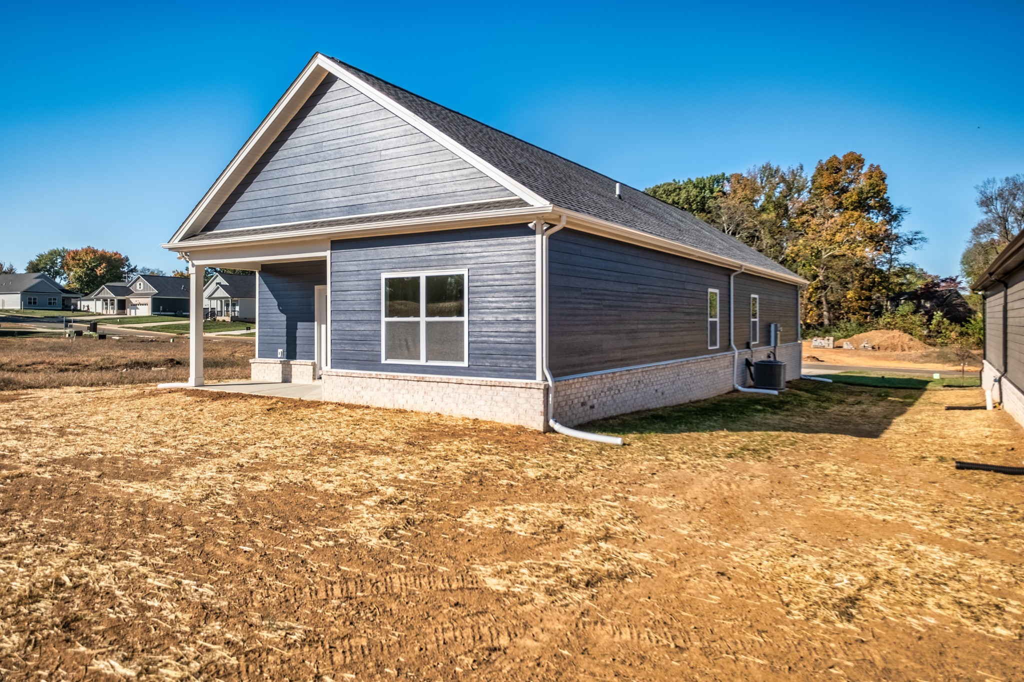 836 Parkside Blvd Property Photo 4