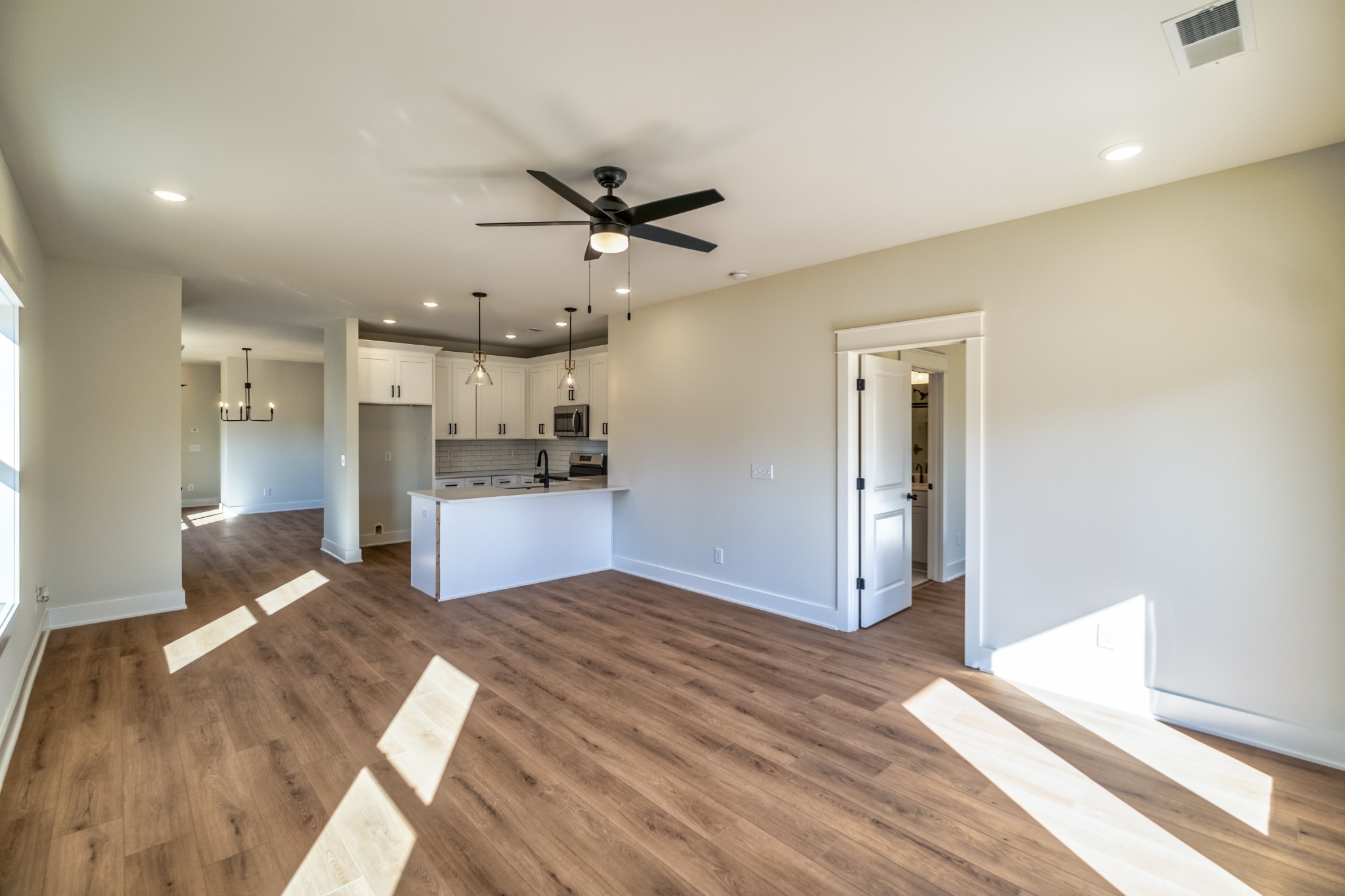 836 Parkside Blvd Property Photo 10