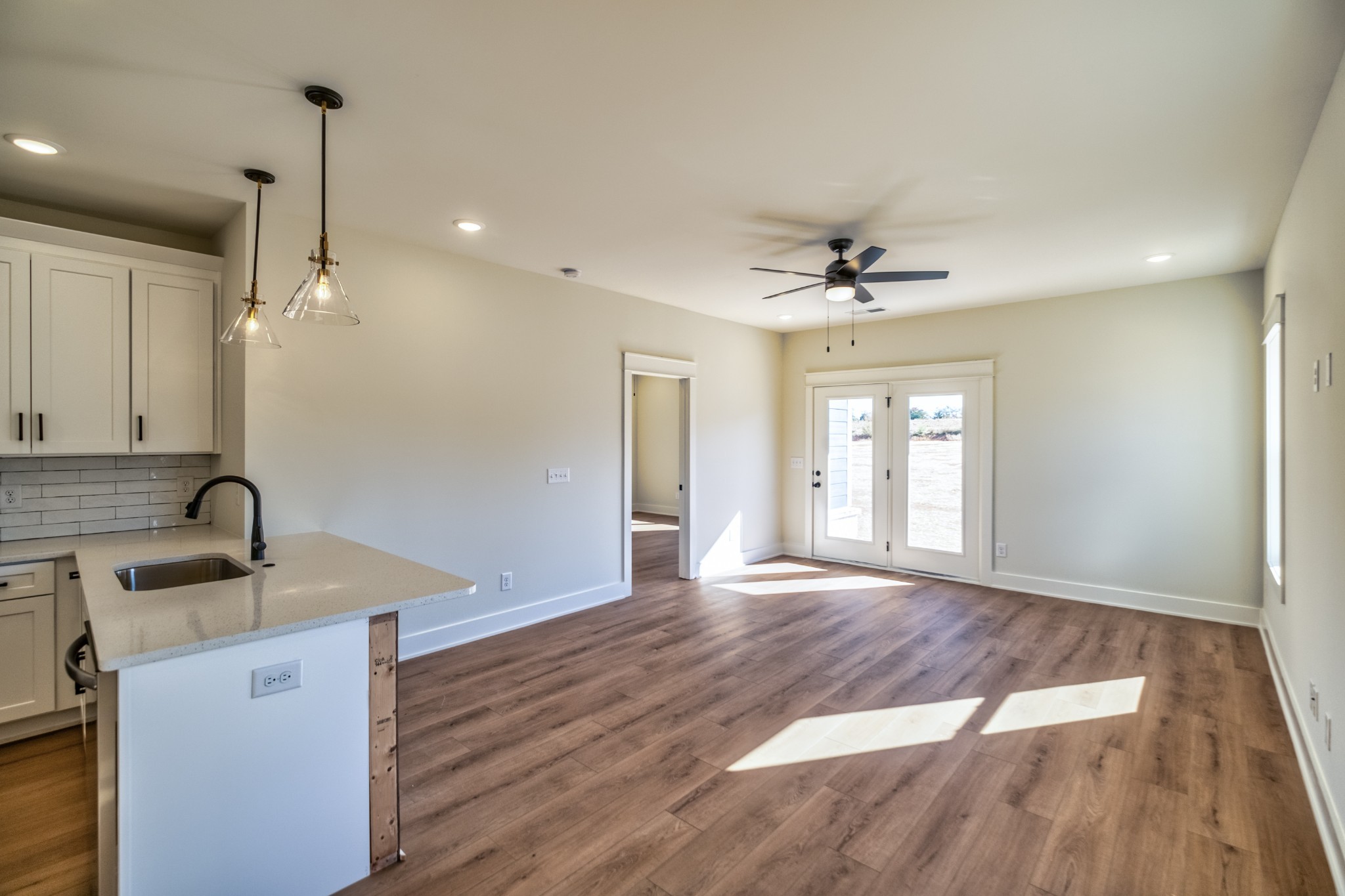 836 Parkside Blvd Property Photo 12