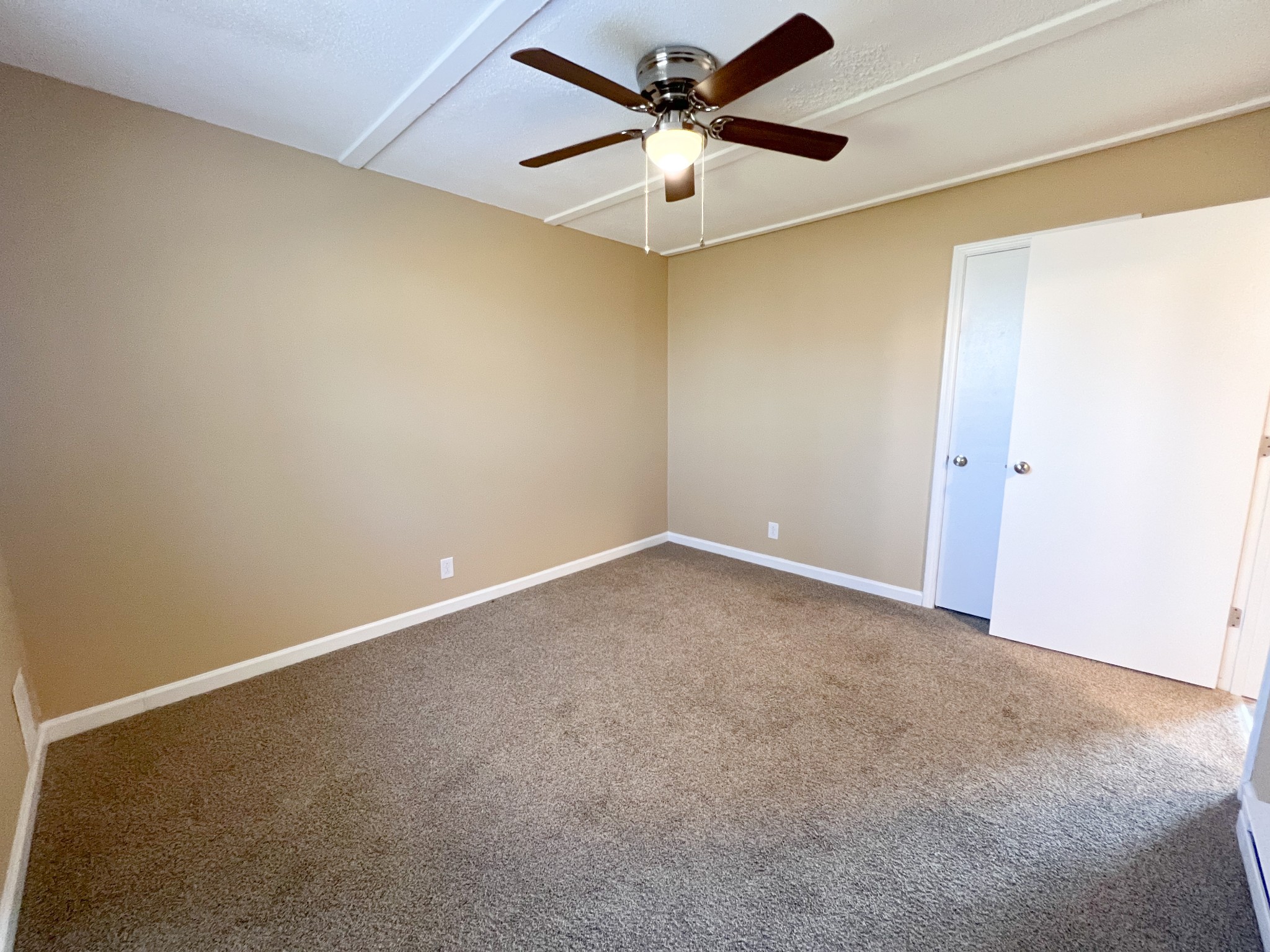105 Tandy Dr Property Photo 8