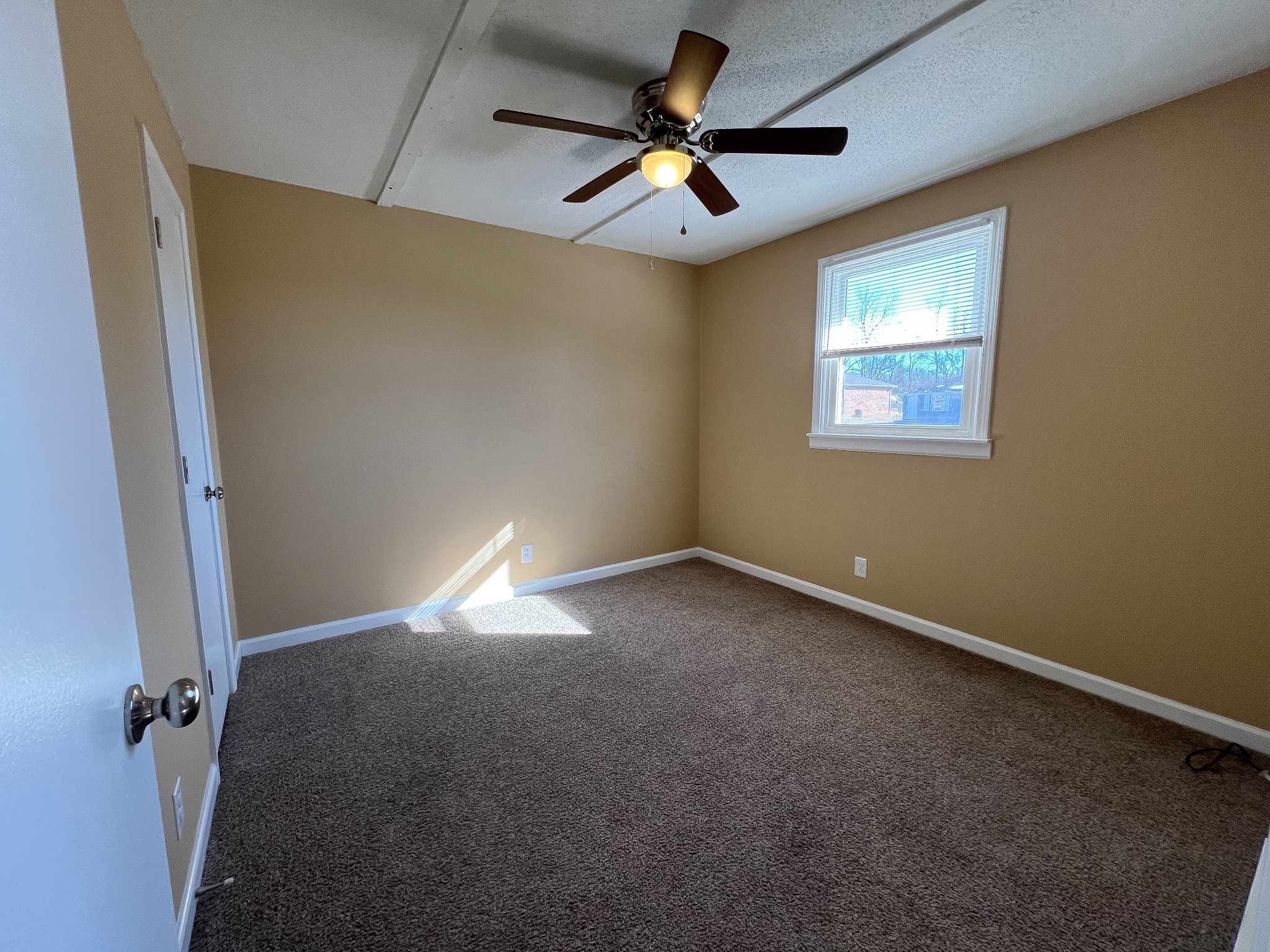 105 Tandy Dr Property Photo 9