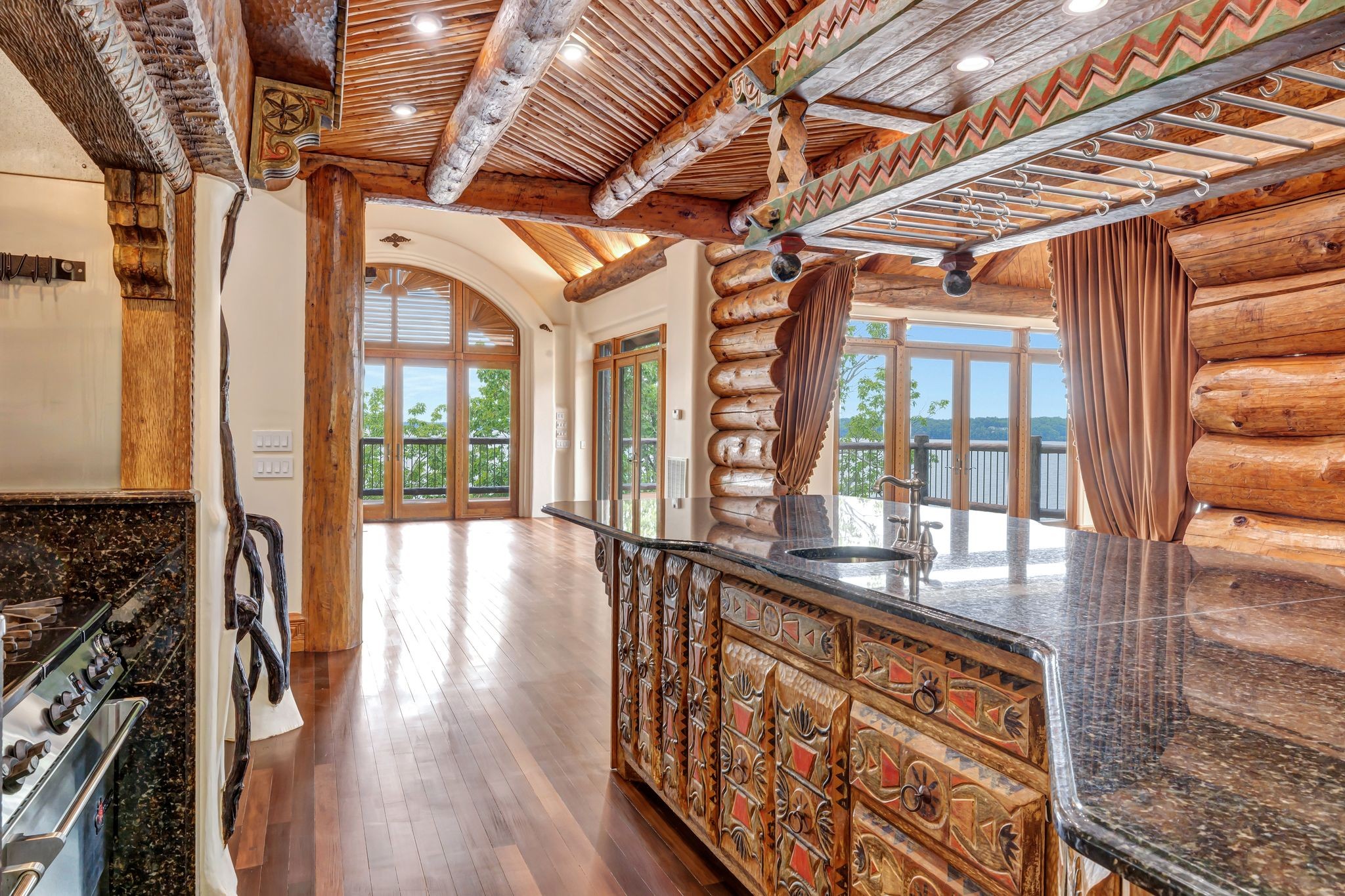 721 Three Point Rd Property Photo 18