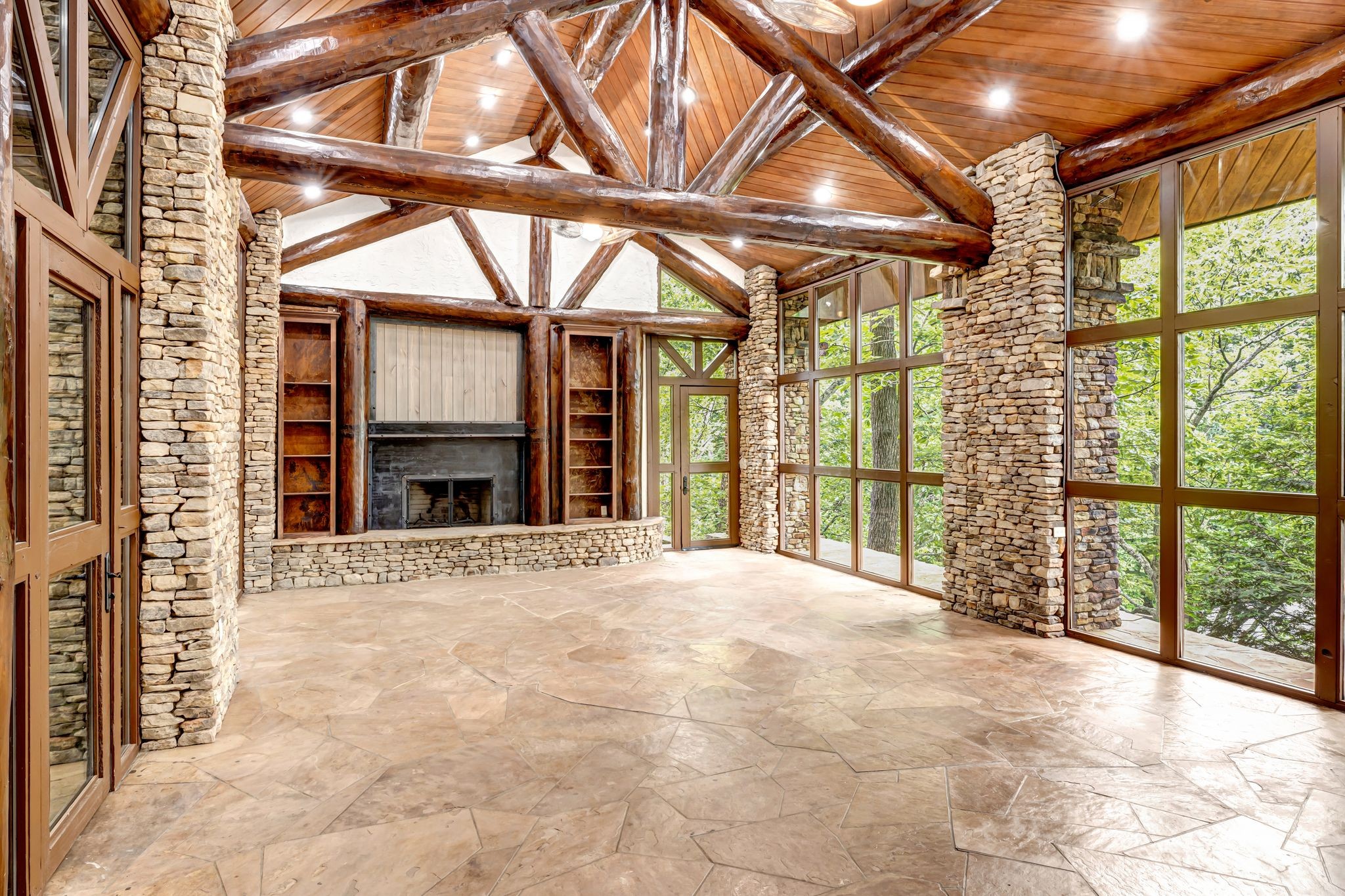 721 Three Point Rd Property Photo 21