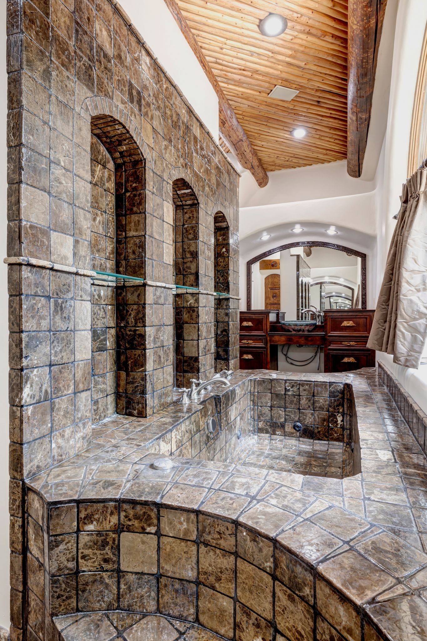 721 Three Point Rd Property Photo 24