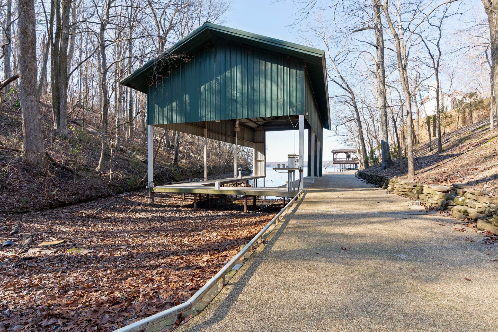 721 Three Point Rd Property Photo 50