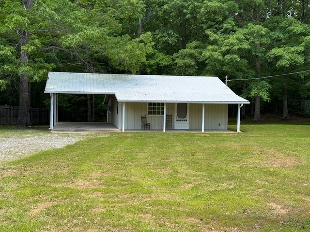 108 Hunters Ln Property Photo 1