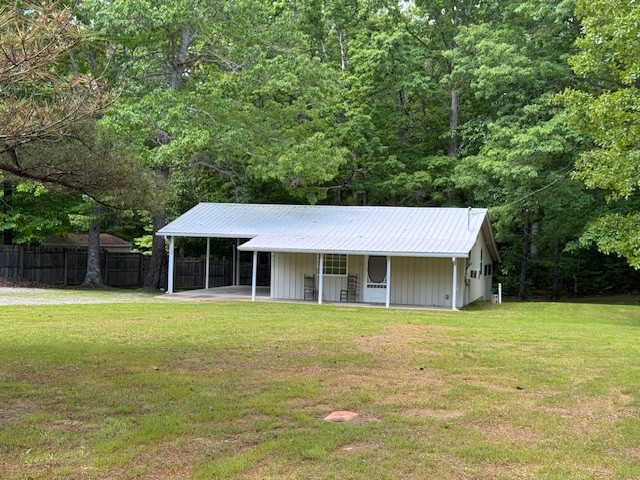 108 Hunters Ln Property Photo 2