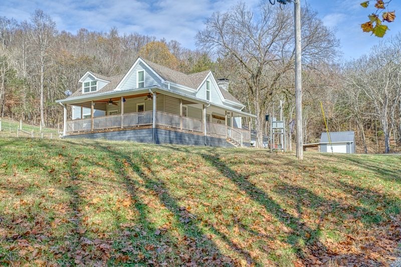 390 Taylor Hollow Ln Property Photo 7
