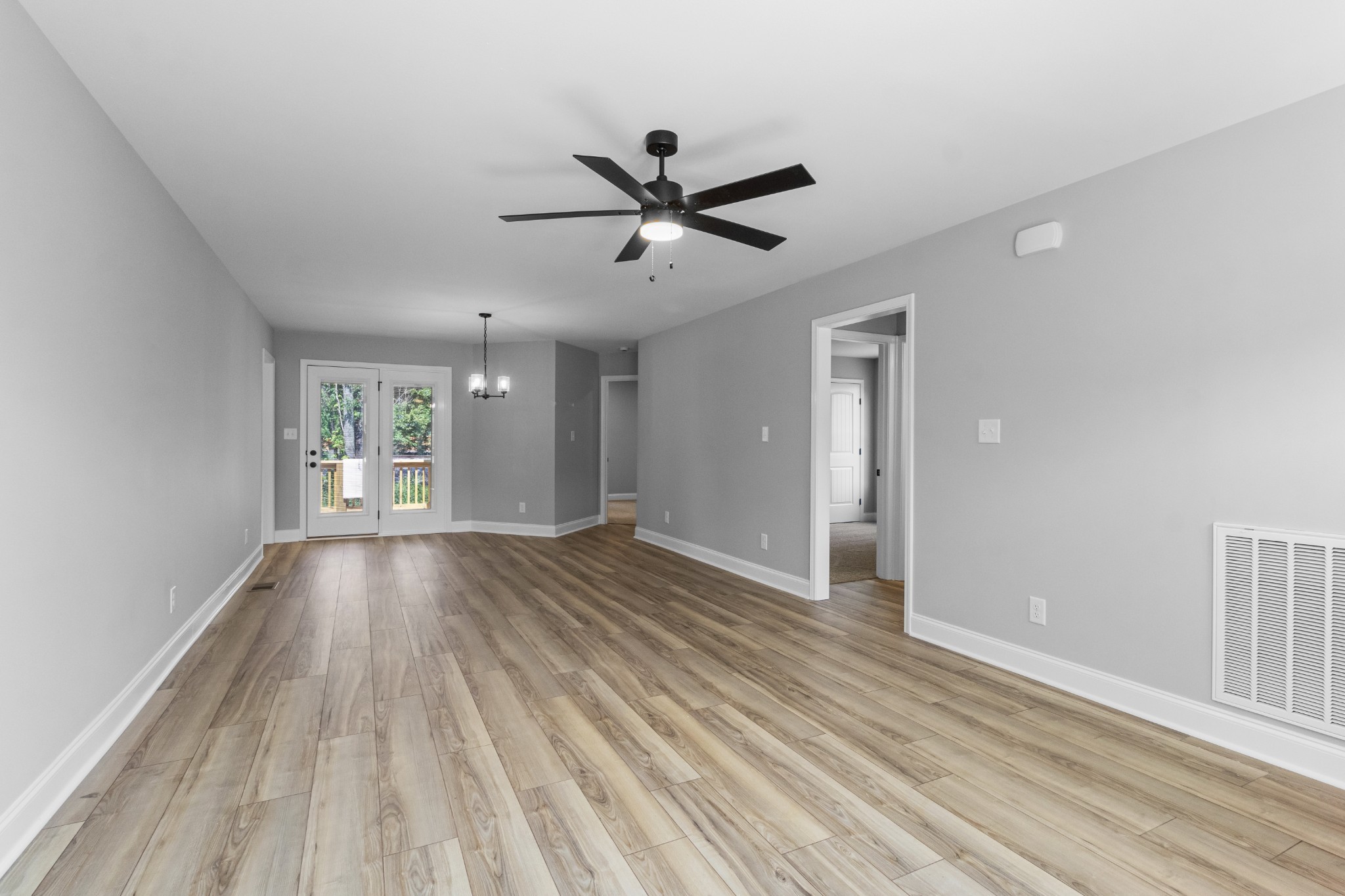 2618 Burch Road Property Photo 6