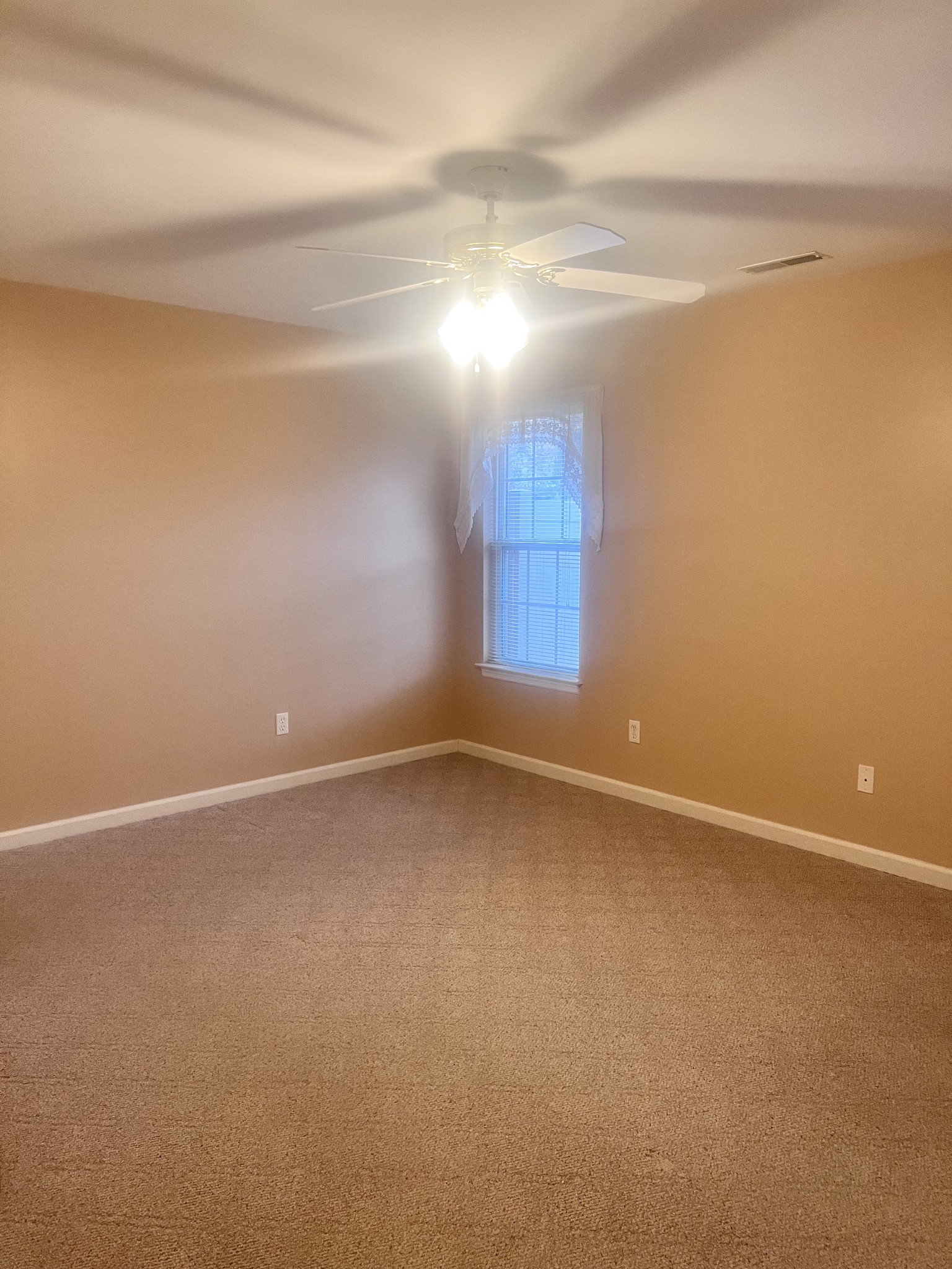 108 Middleton Ct Property Photo 12