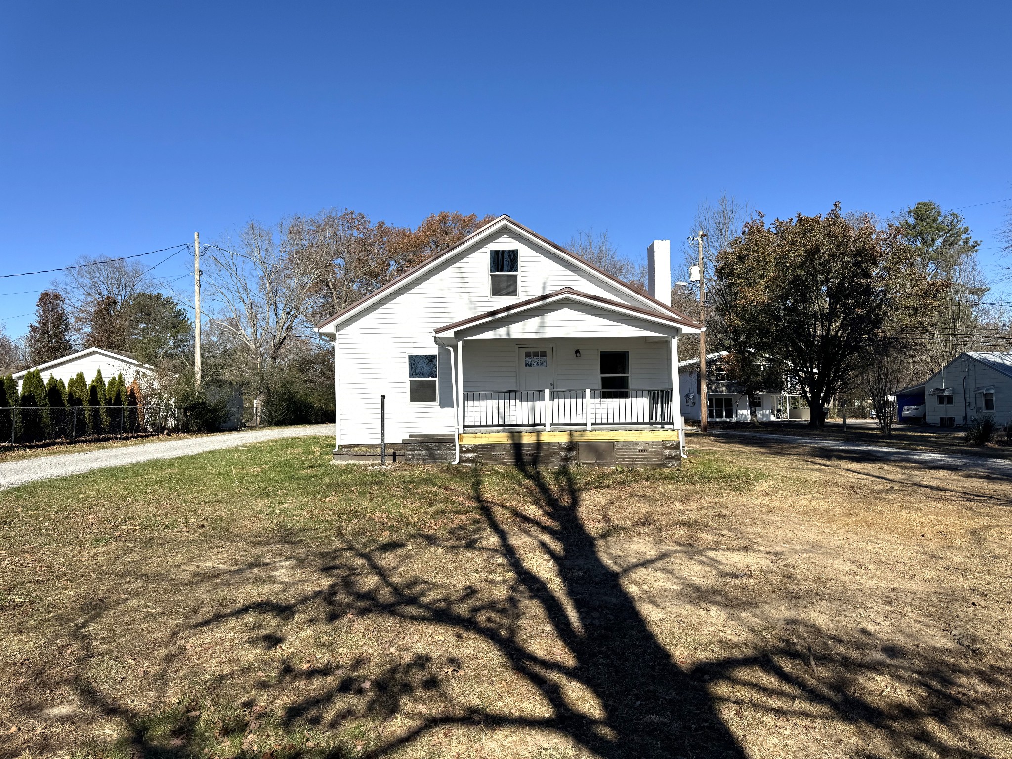 1016 W Lincoln St Property Photo 1