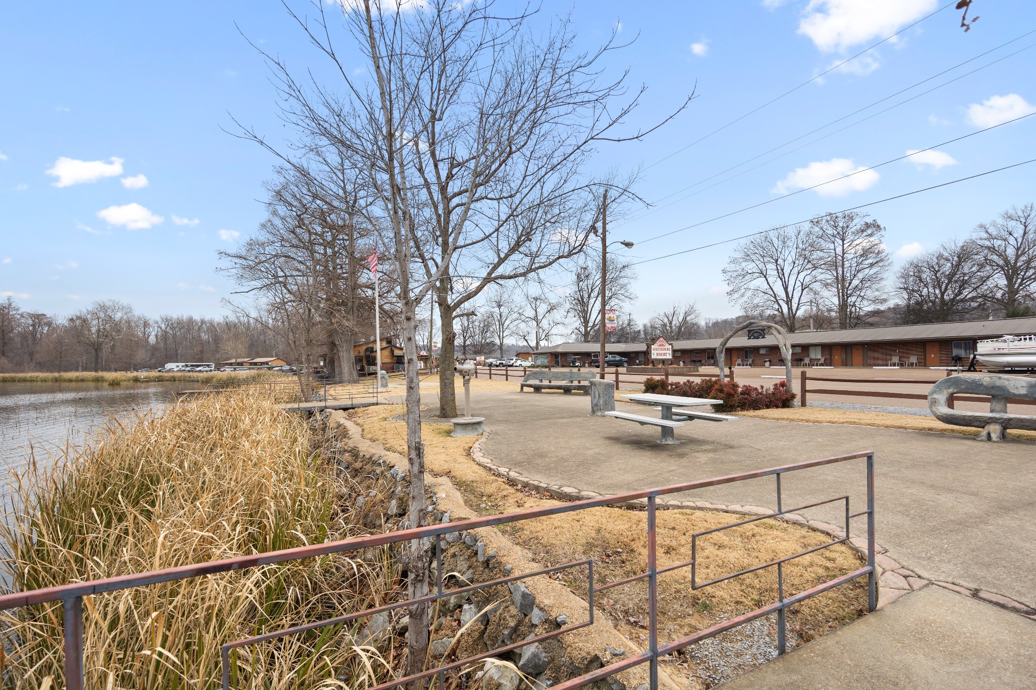 605 E Lakeview Dr Property Photo 49