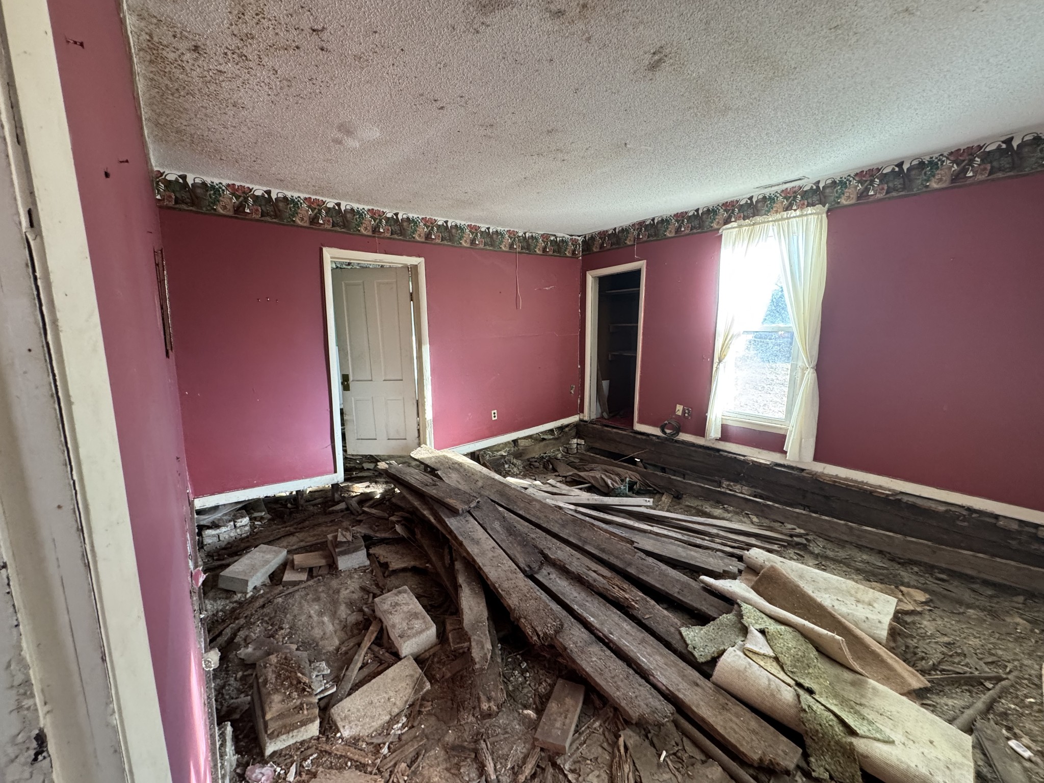 311 W Linden Ave Property Photo 16