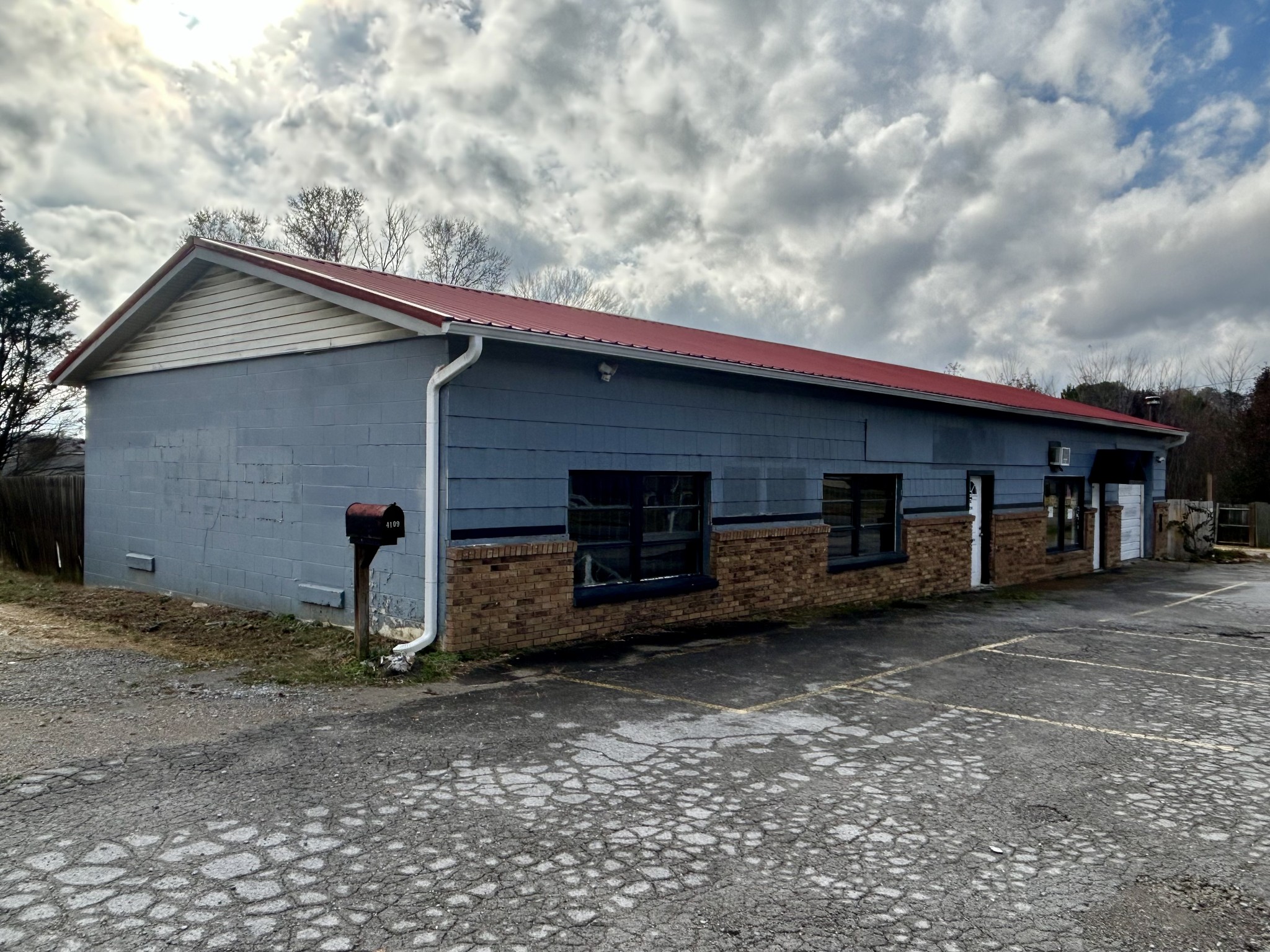 4109 Pulaski Hwy Property Photo 2