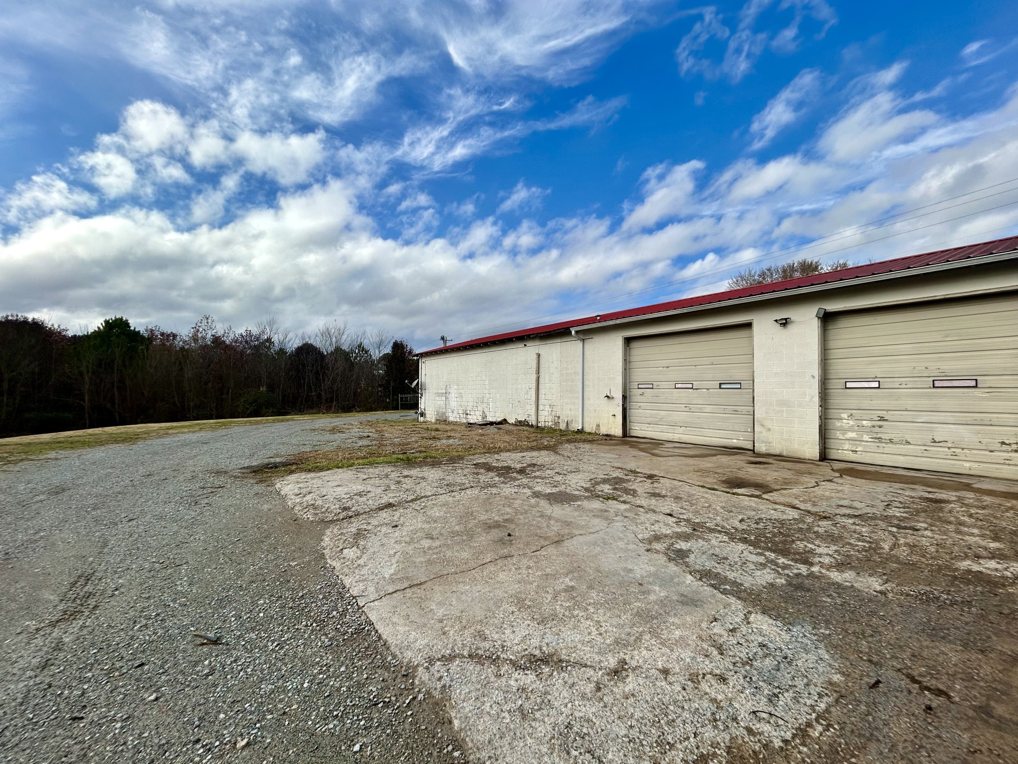4109 Pulaski Hwy Property Photo 4