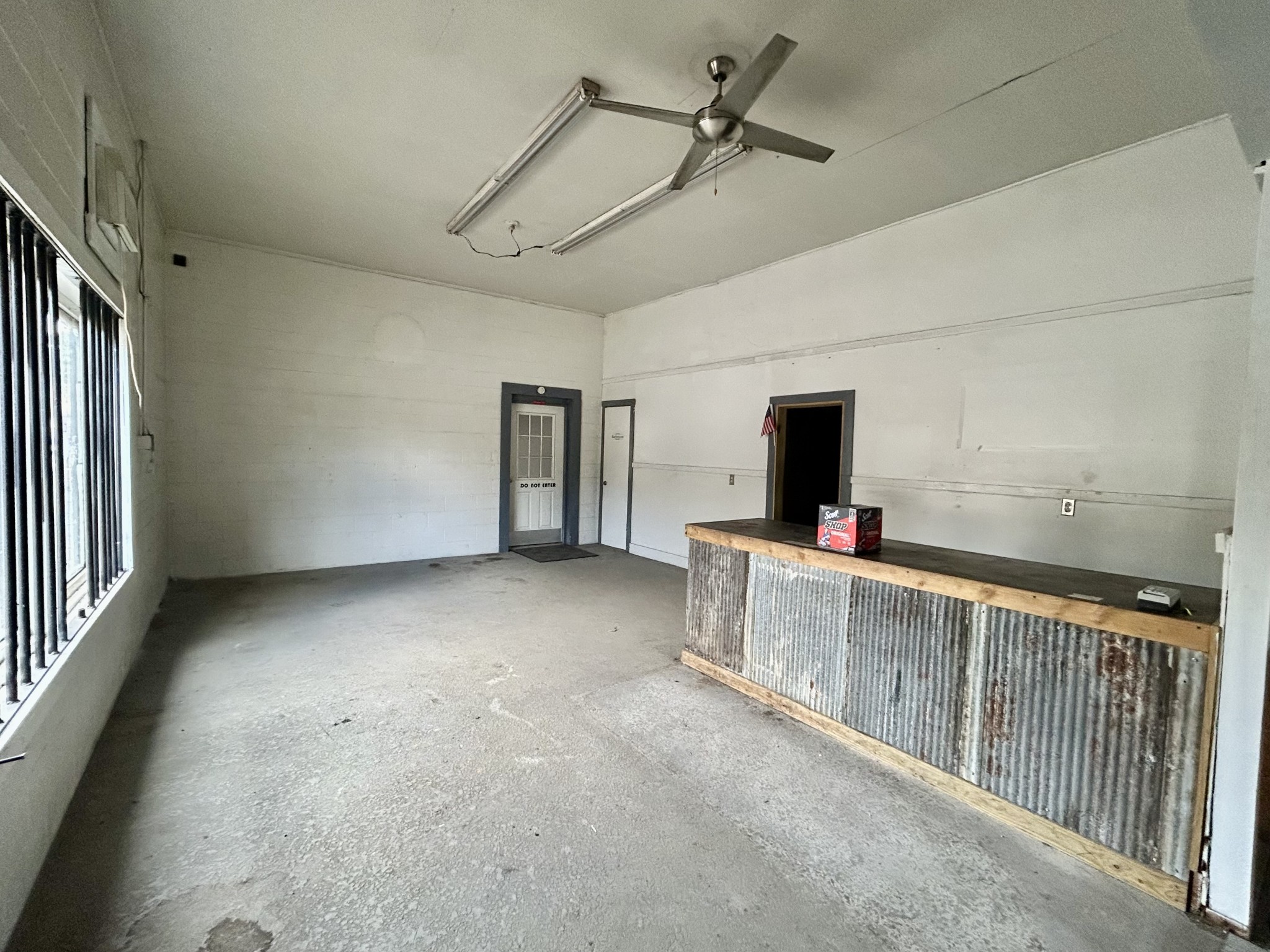 4109 Pulaski Hwy Property Photo 10