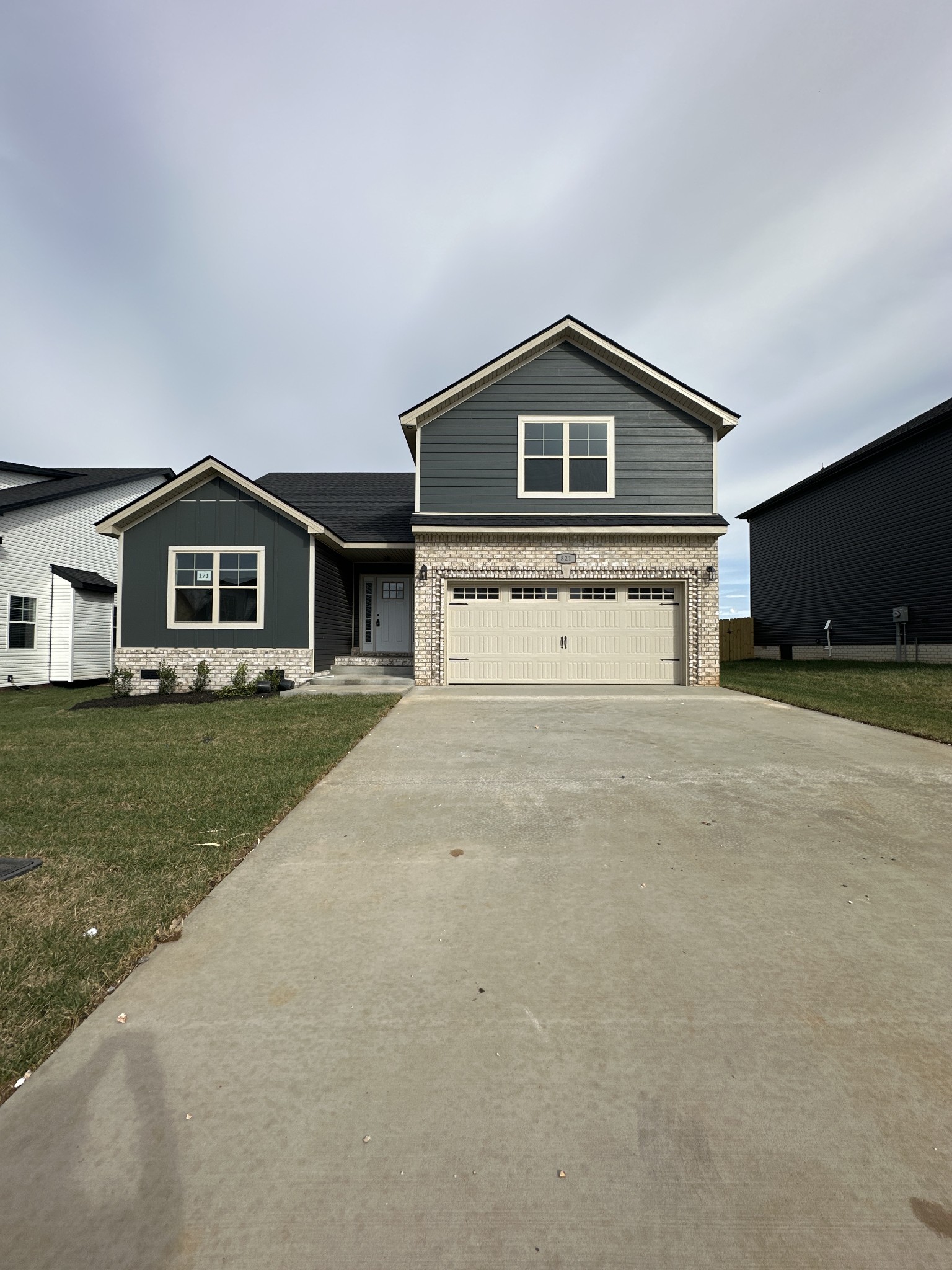 171 Anderson Place Property Photo