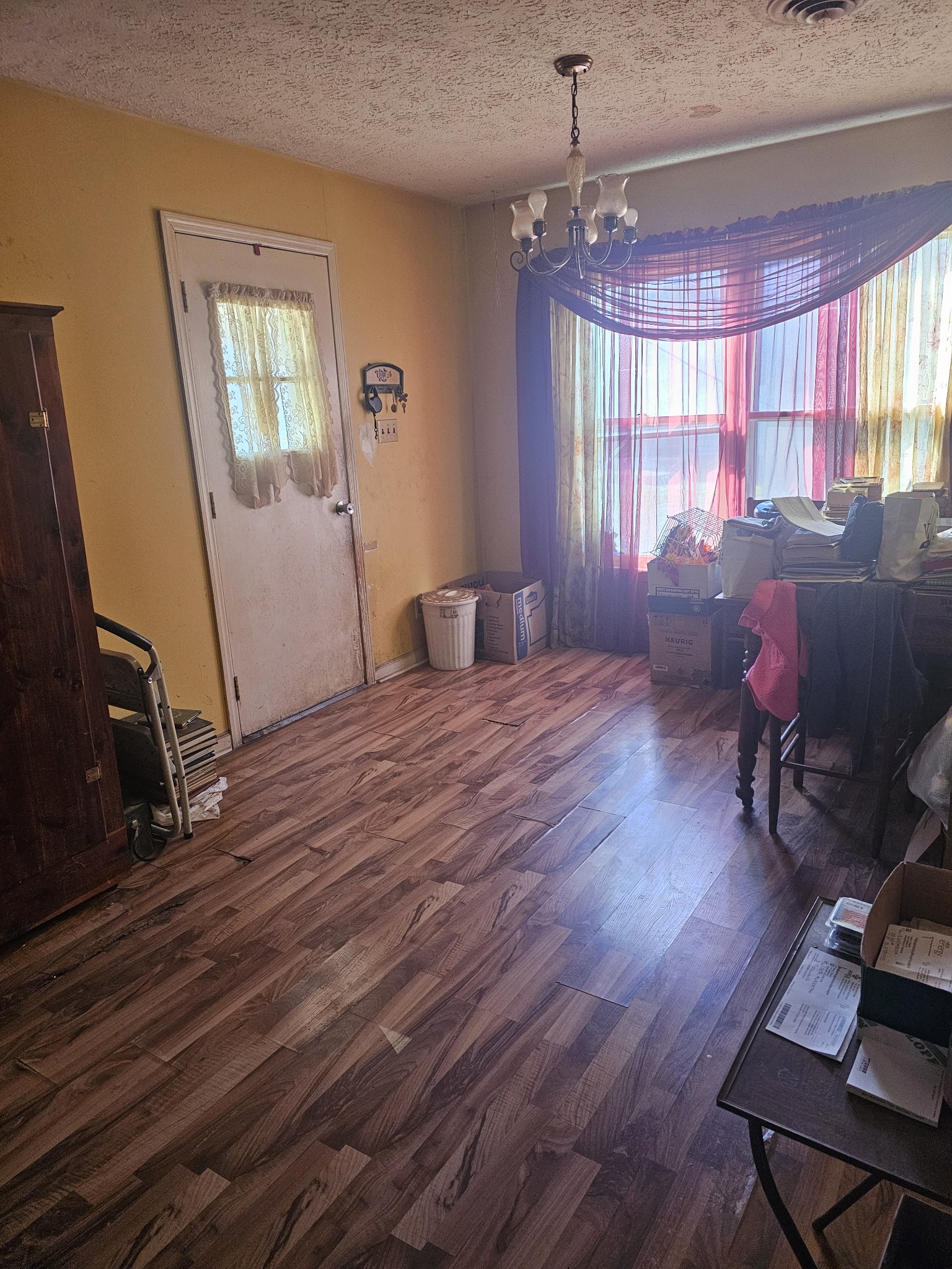 1401 Barberry Pl Property Photo 3