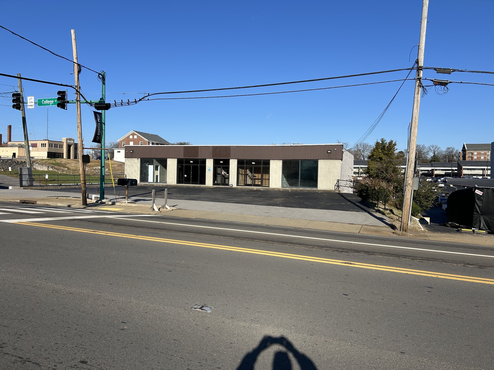 301 College St Property Photo 1