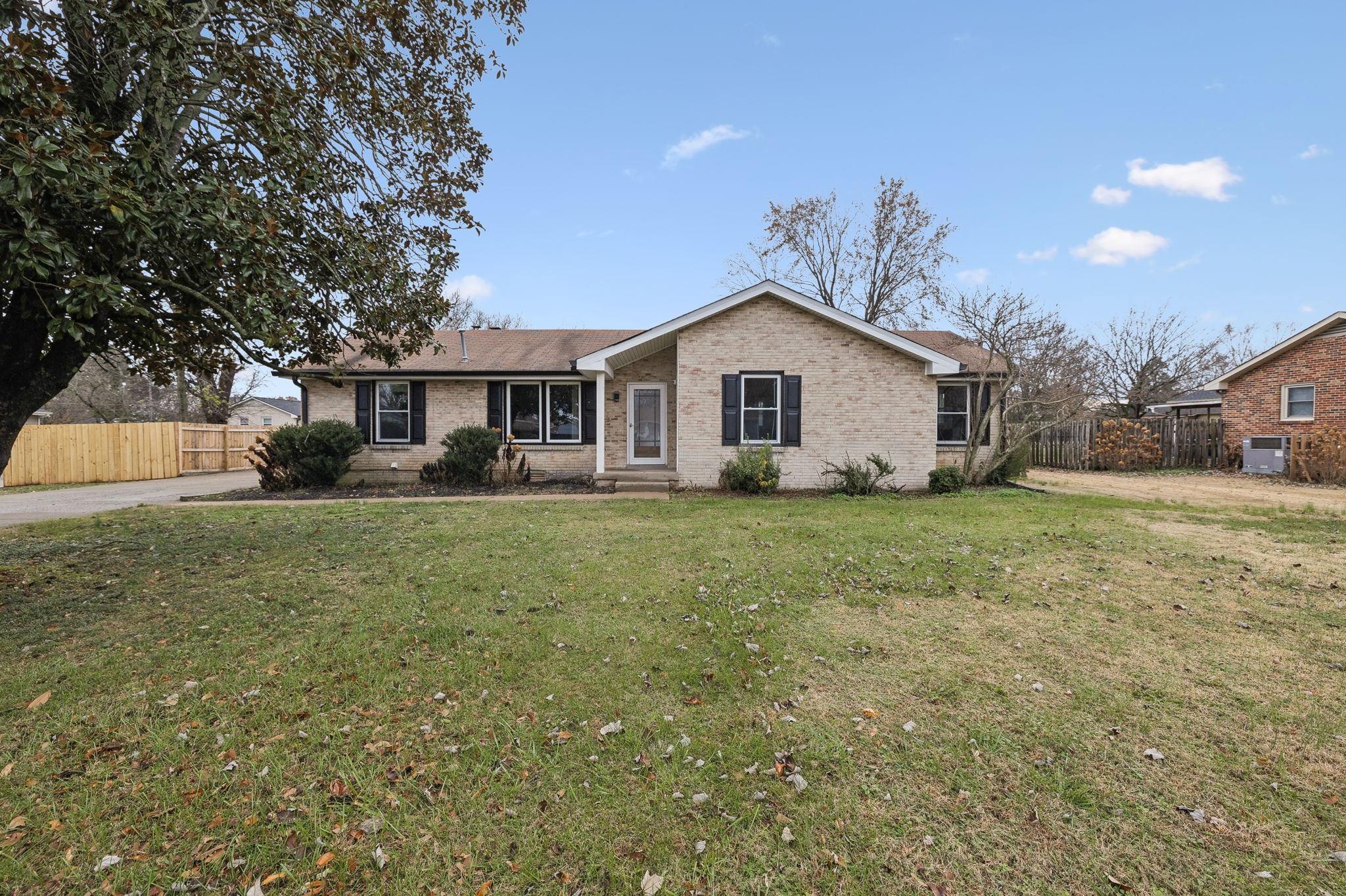 101 Hankins Dr Property Photo 1