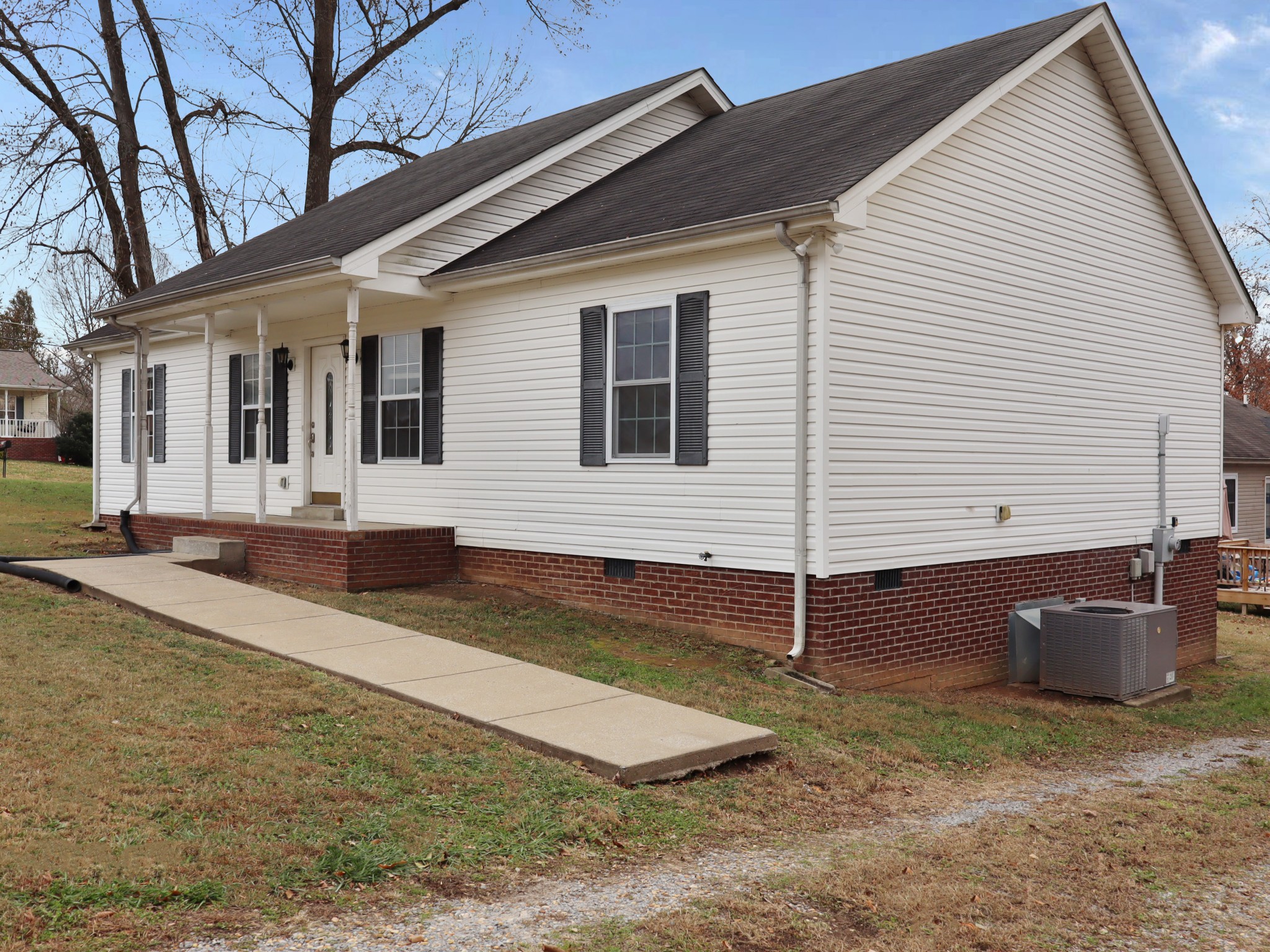 773 Hunters Crossing Ln Property Photo 4