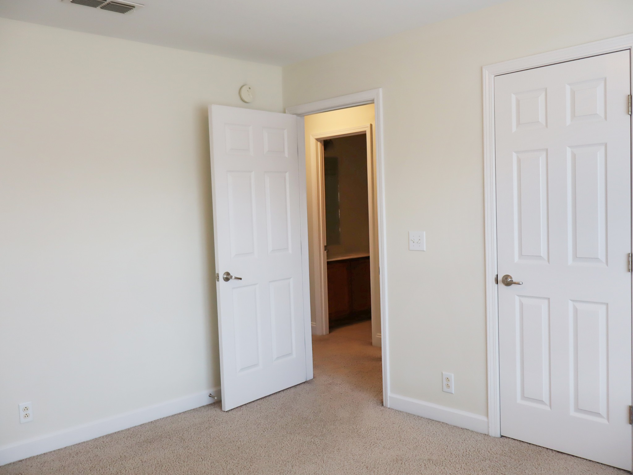 1363 Dunraven Dr Property Photo 22