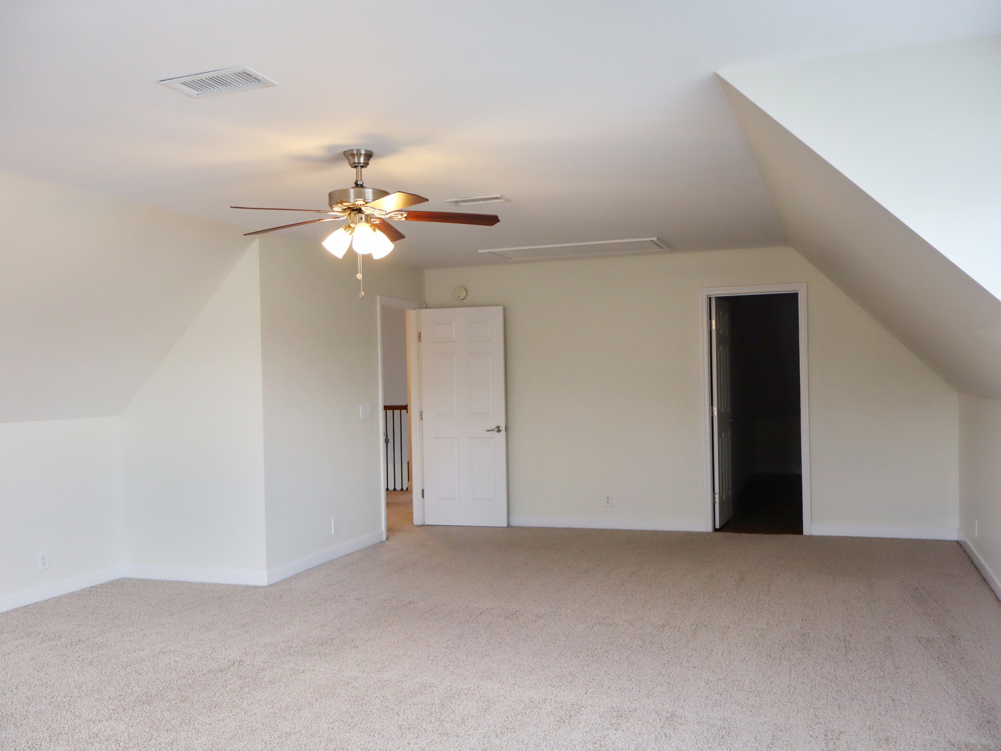 1363 Dunraven Dr Property Photo 24