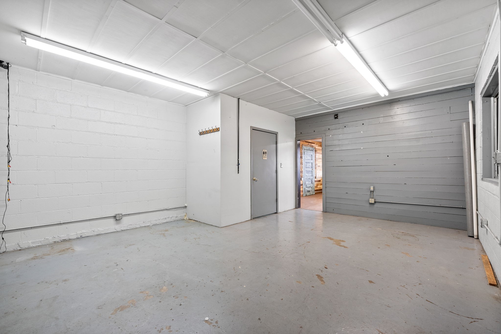 1214 College St Property Photo 11