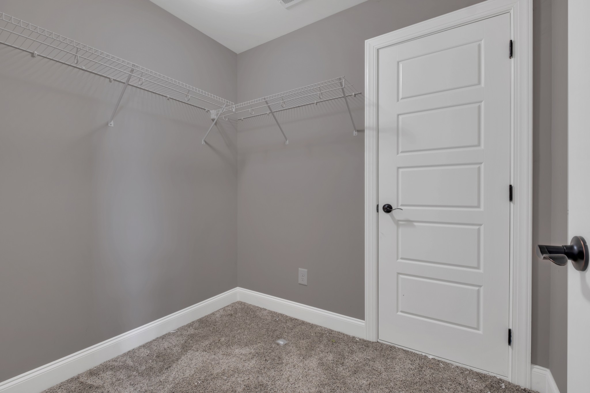 792 Stonebrook Ln Property Photo 36