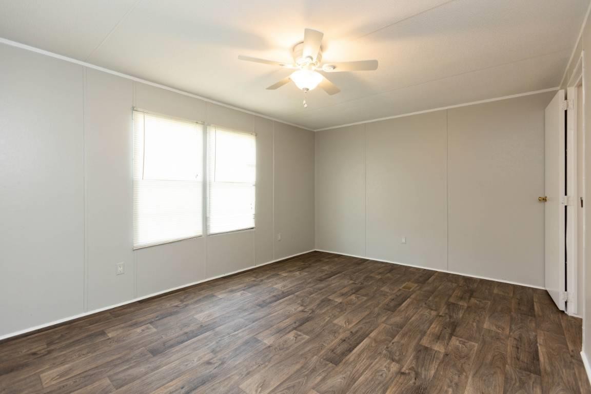 783 Scott Dr Property Photo 6