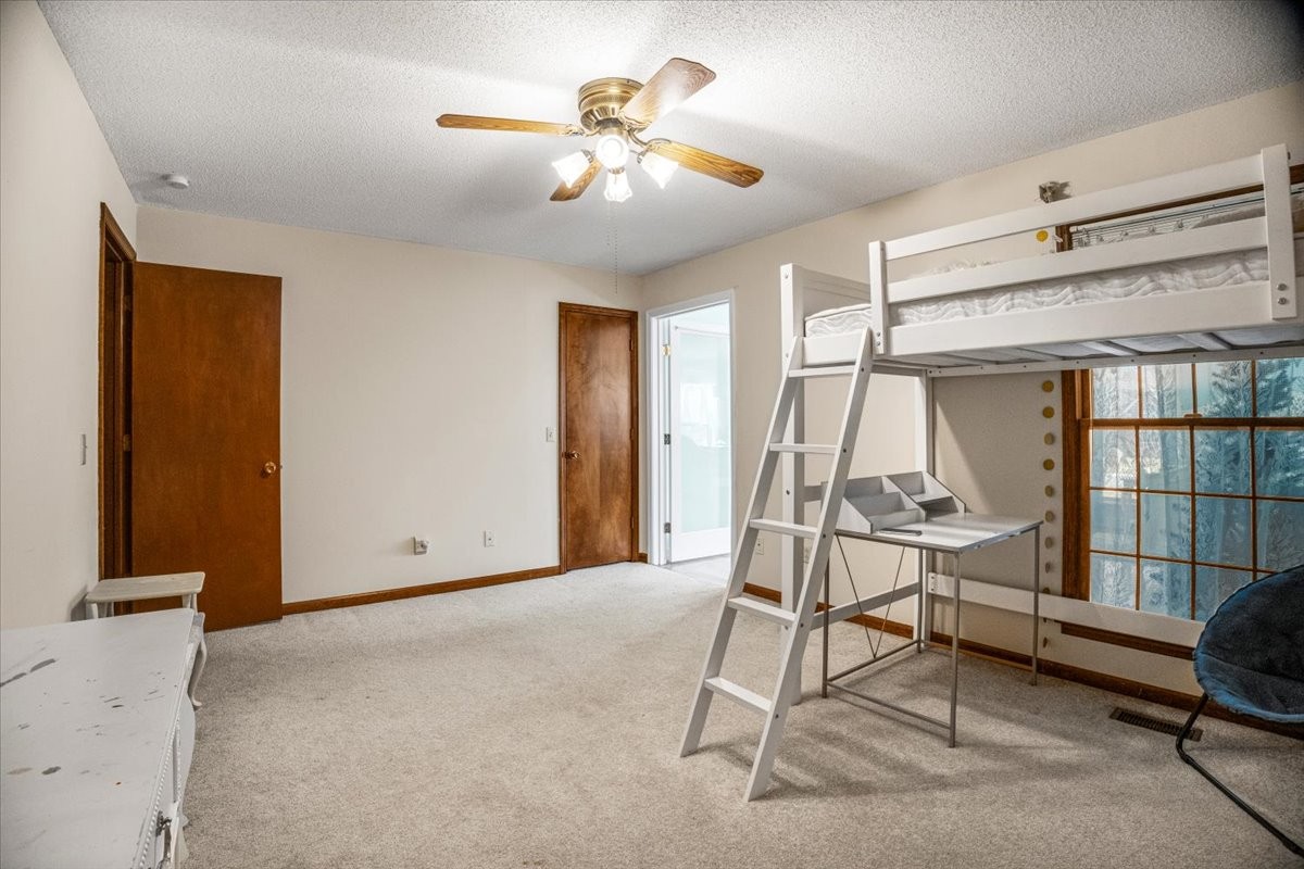 202 Provins Dr Property Photo 21
