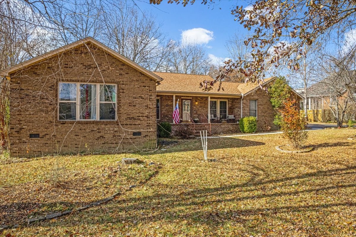 202 Provins Dr Property Photo 32