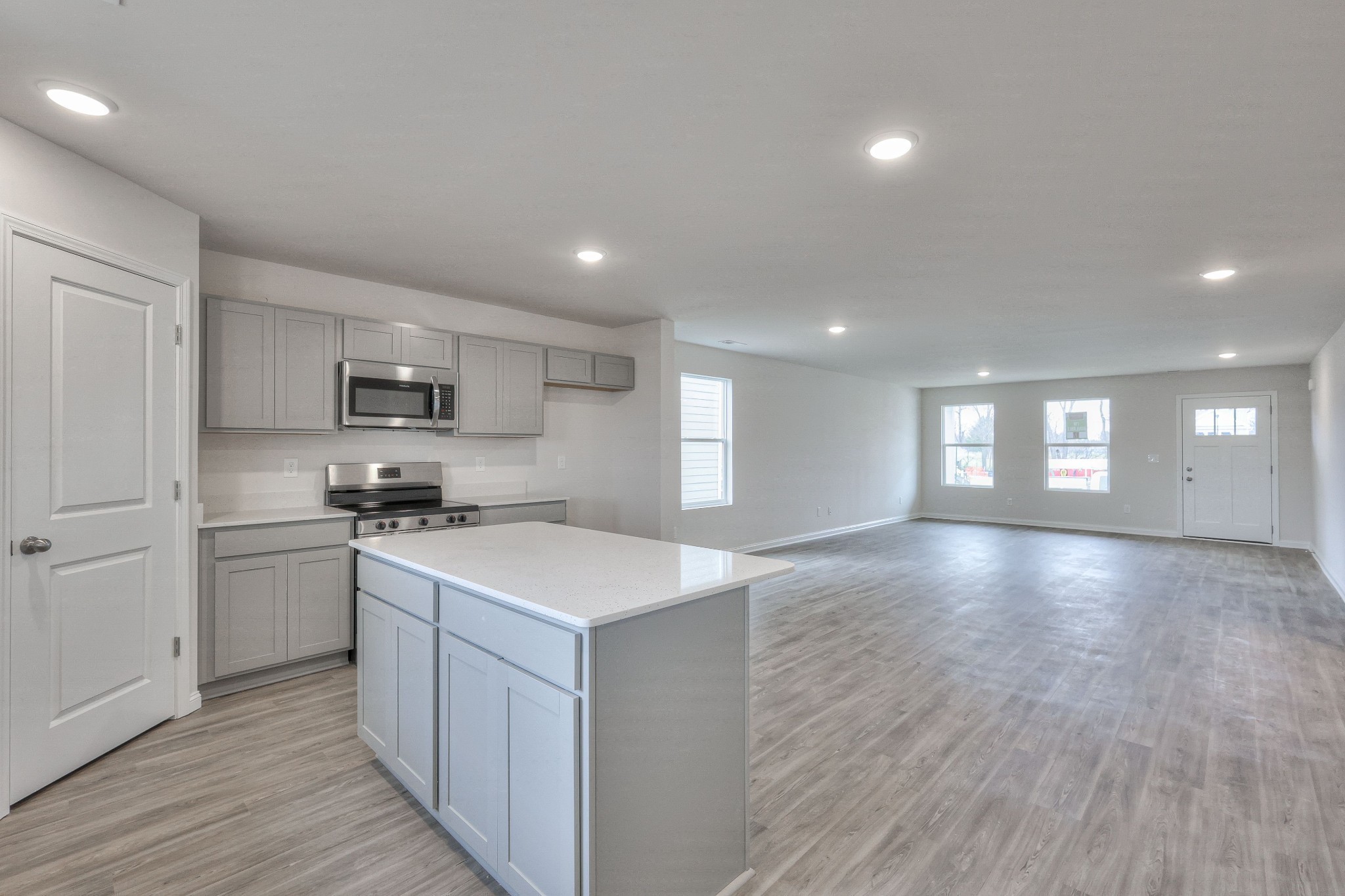 543 Cedar Brook Drive Property Photo 8