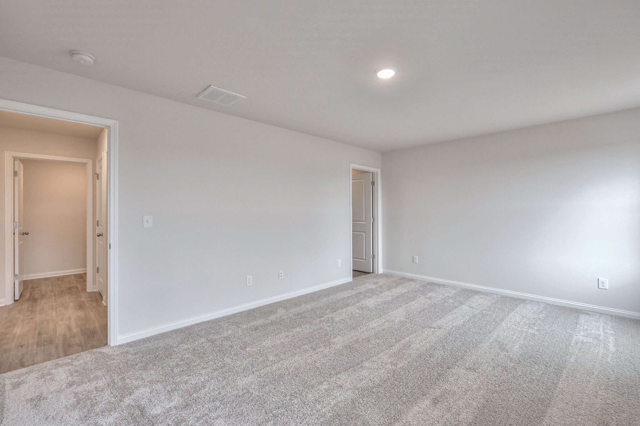 543 Cedar Brook Drive Property Photo 13