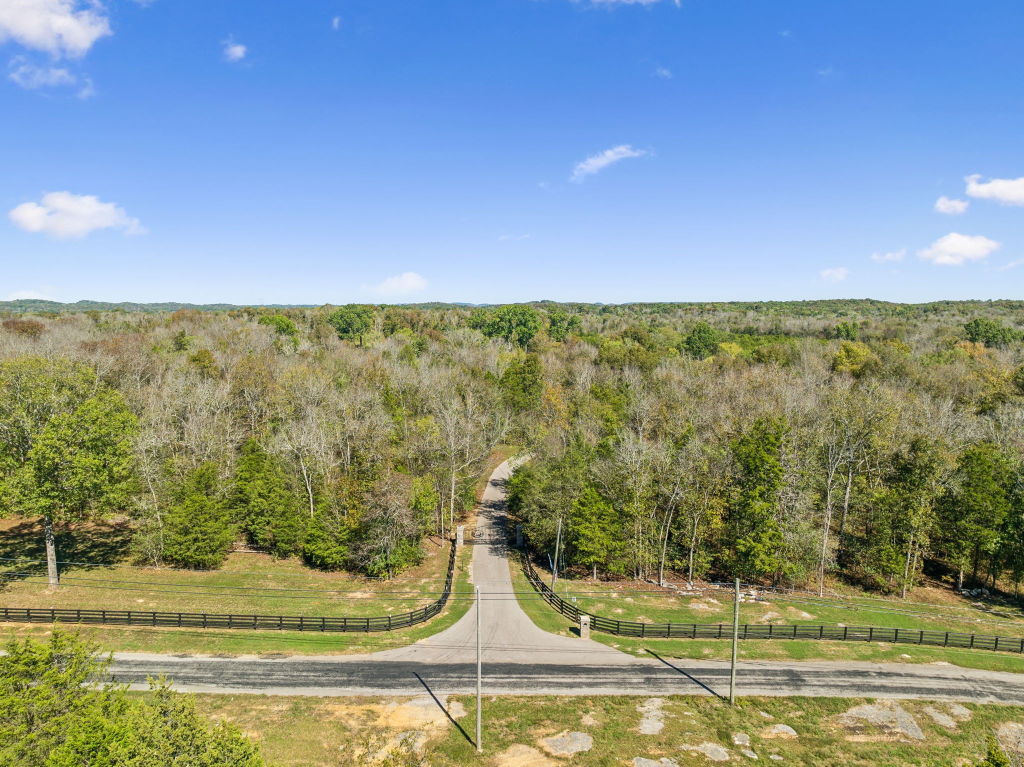 1090 Wilson School Rd Property Photo 100