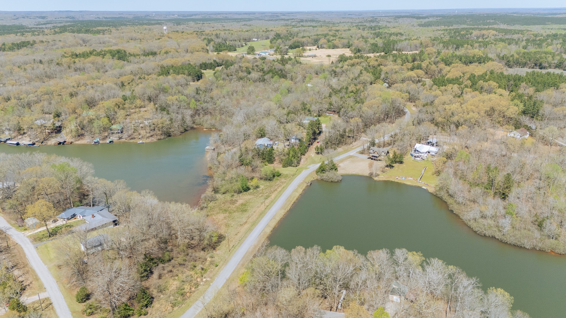 825 Golf Dr Property Photo 32