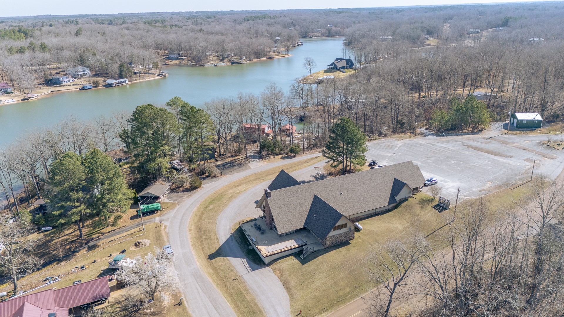 825 Golf Dr Property Photo 40