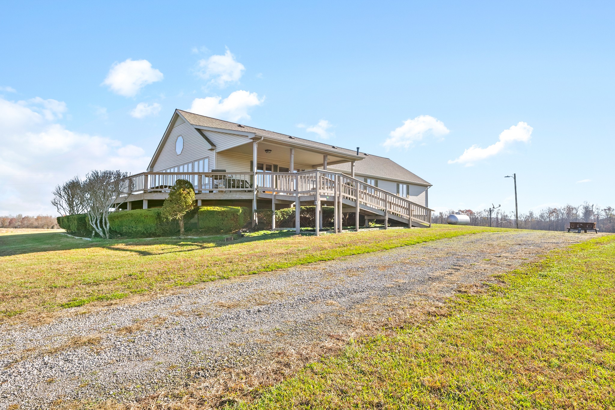 2205 Woodburn Hay Rd Property Photo 34
