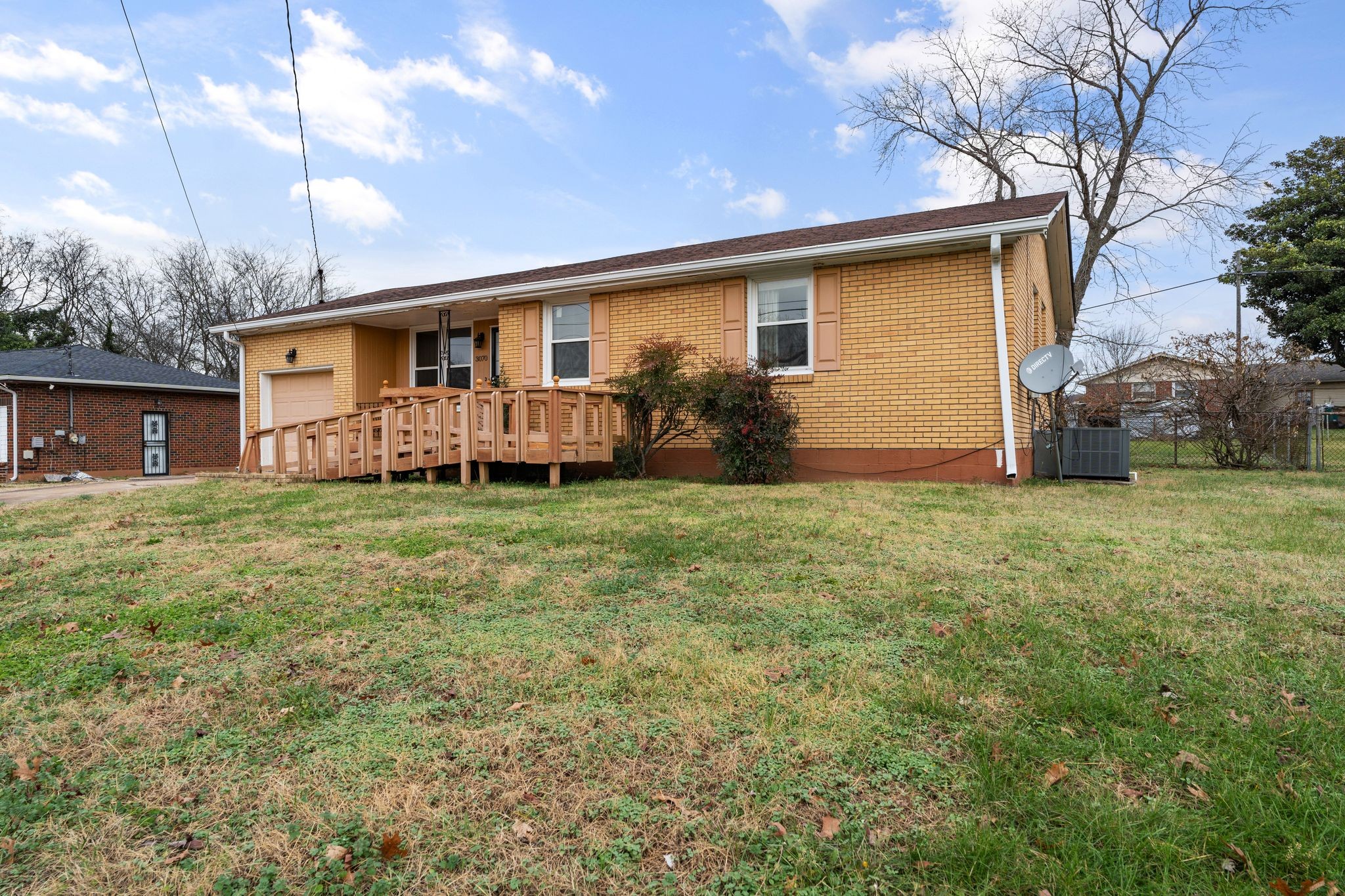 3070 Richmond Hill Dr Property Photo 3