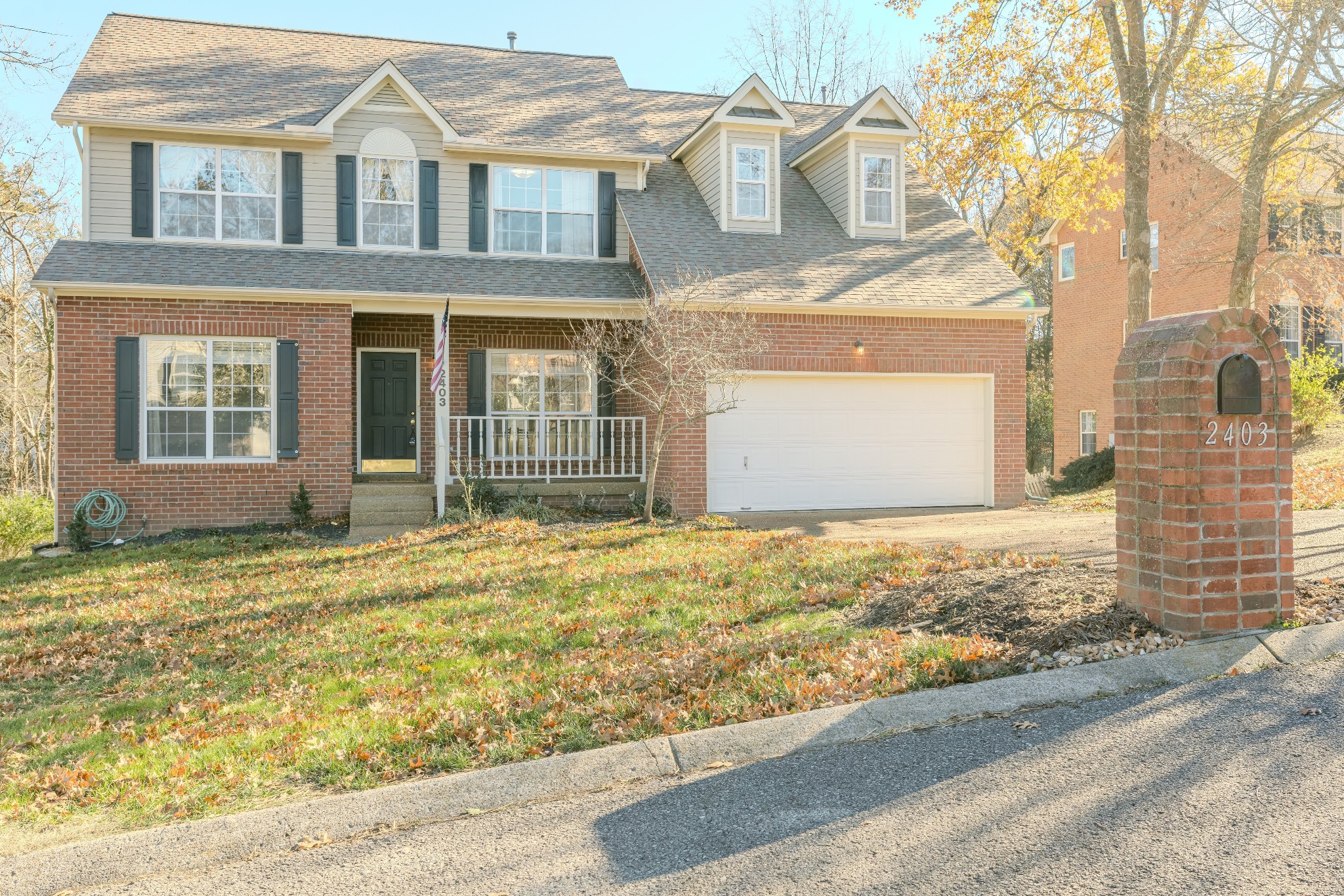 2403 Brookstone Pl Property Photo 2