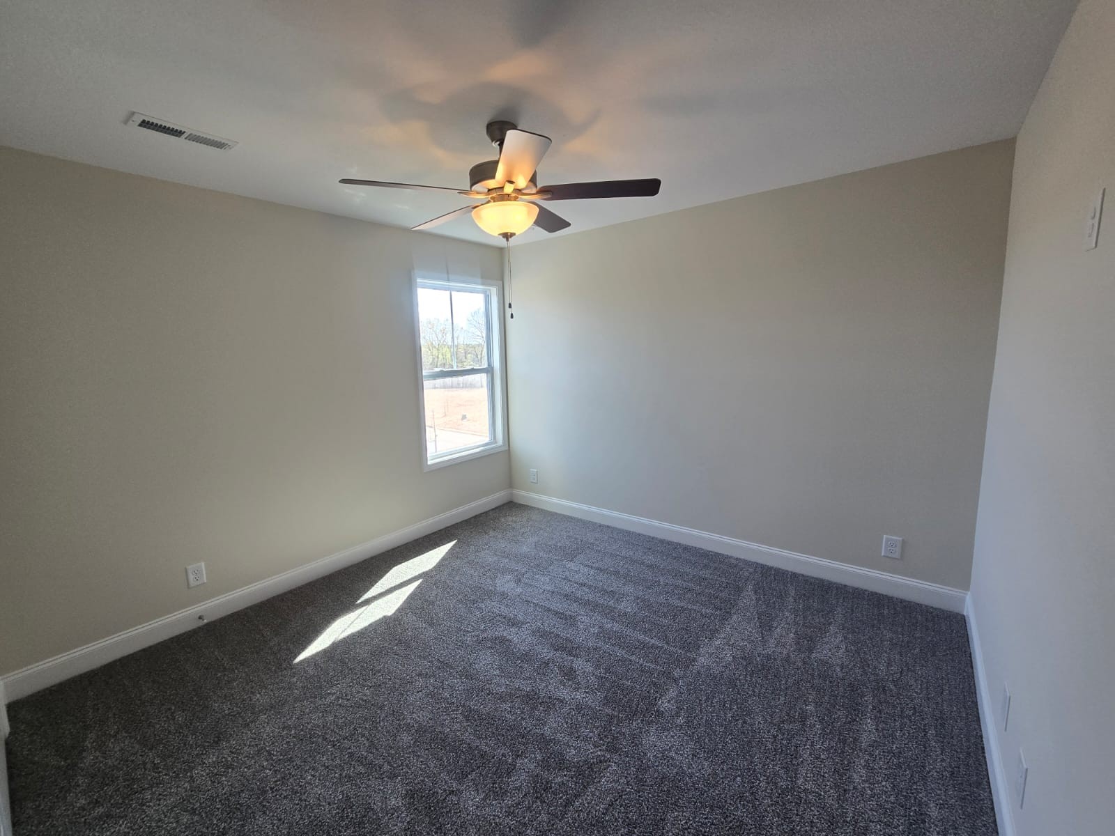 3601 Westlake Dr Property Photo 15