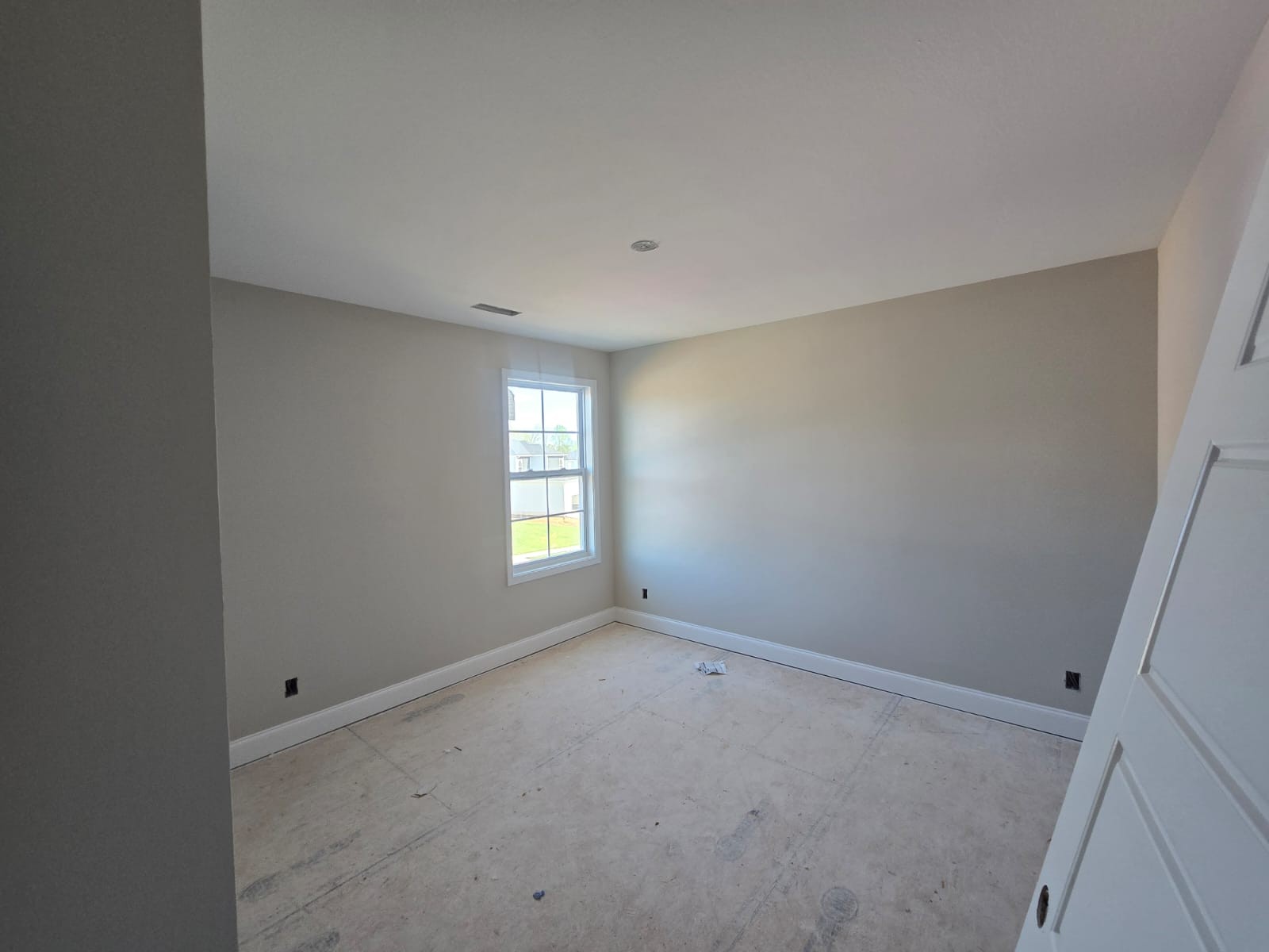 518 N Halifax Ct Property Photo 16
