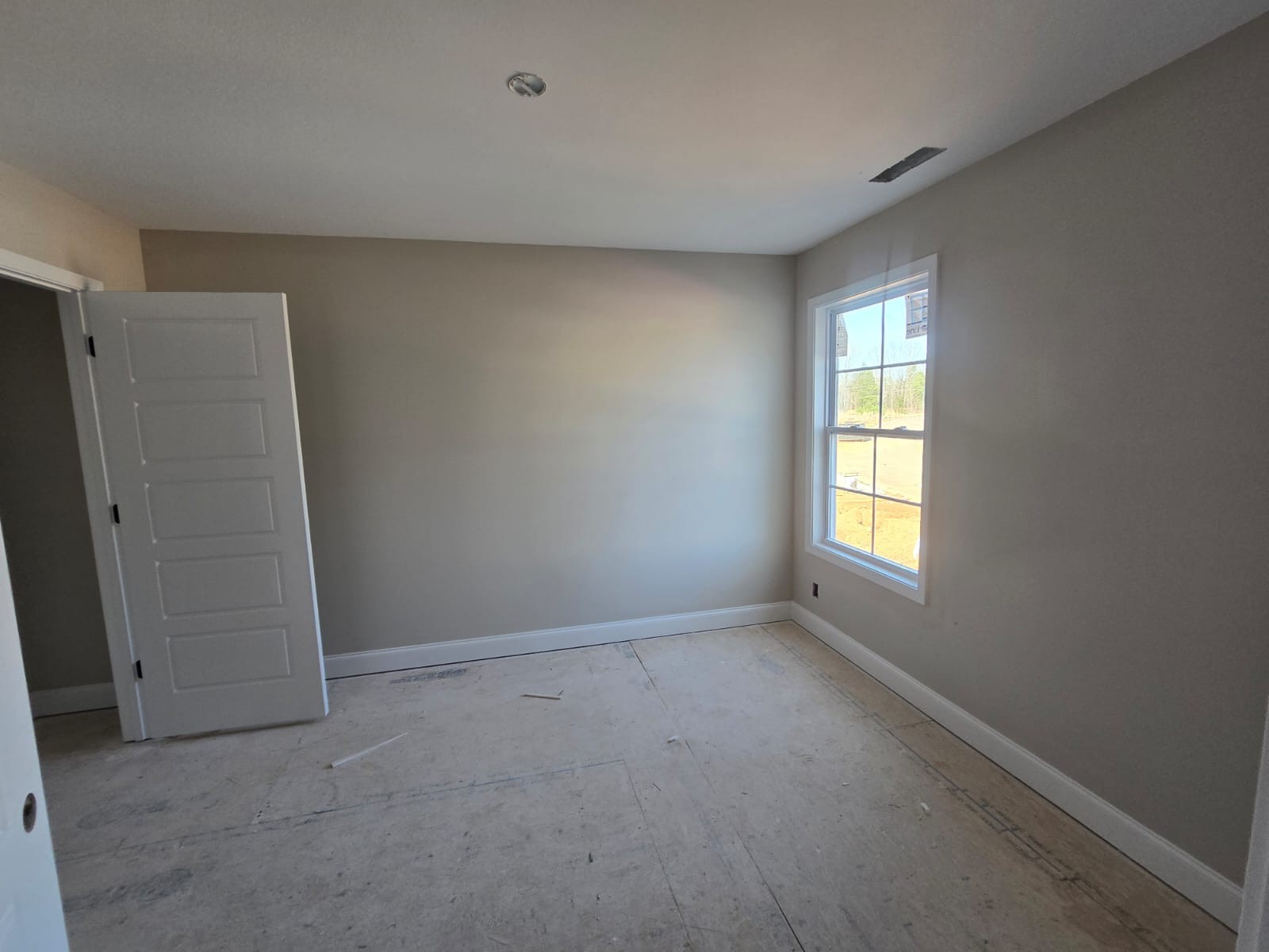 518 N Halifax Ct Property Photo 17
