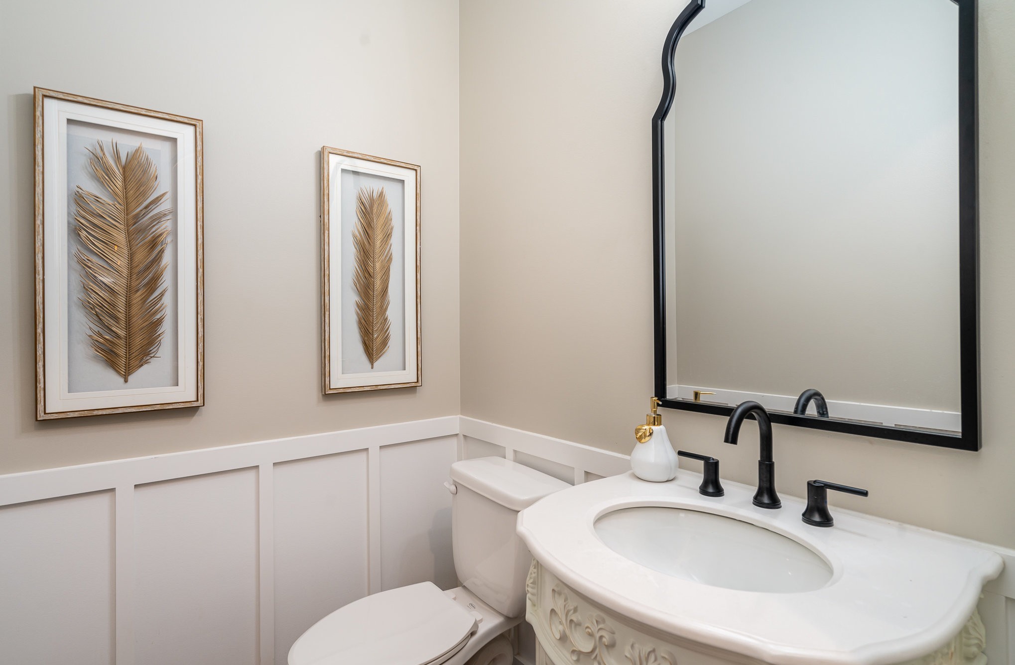 444 East College Property Photo 8