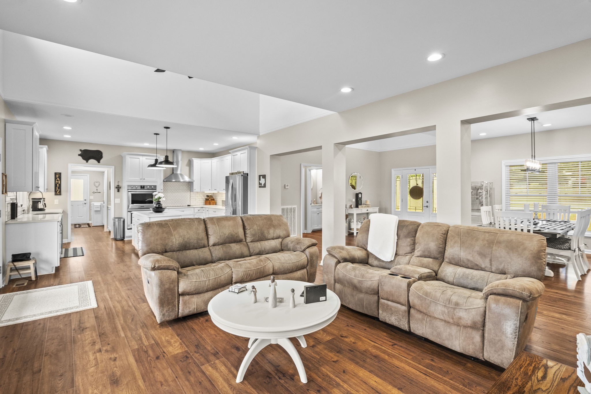 1074 Pair Six Drive Property Photo 14