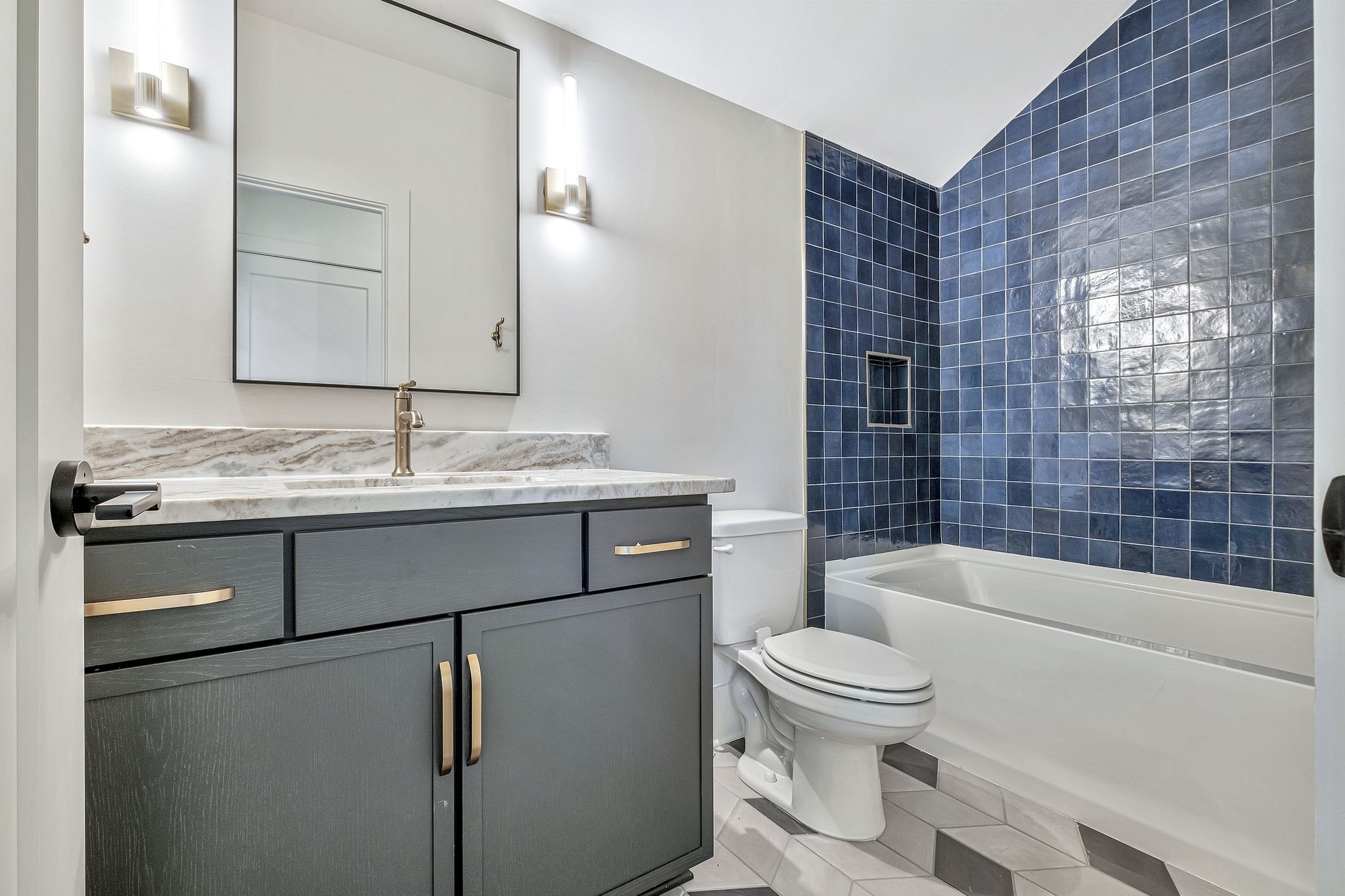 1008c Villa Pl Property Photo 8